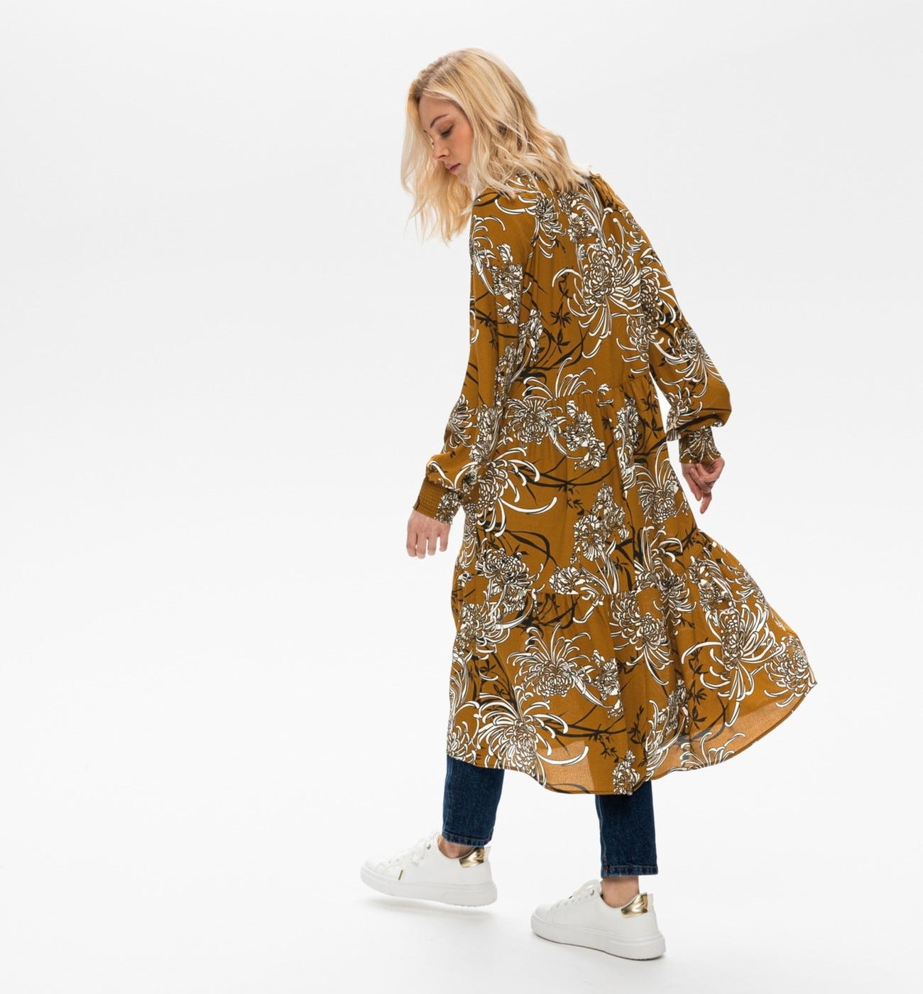 Langes Blusenkleid
