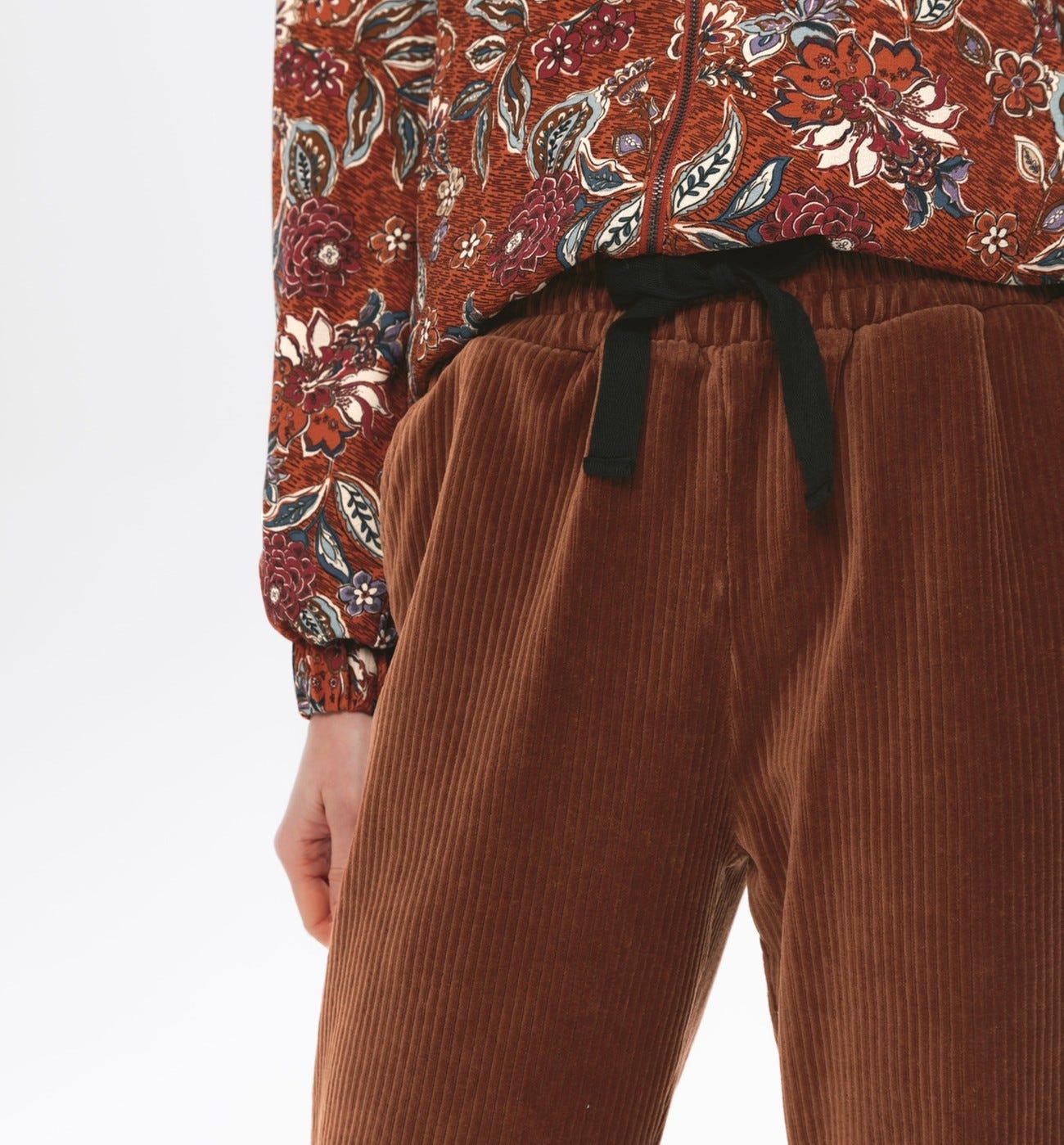 Jogpants aus Cord