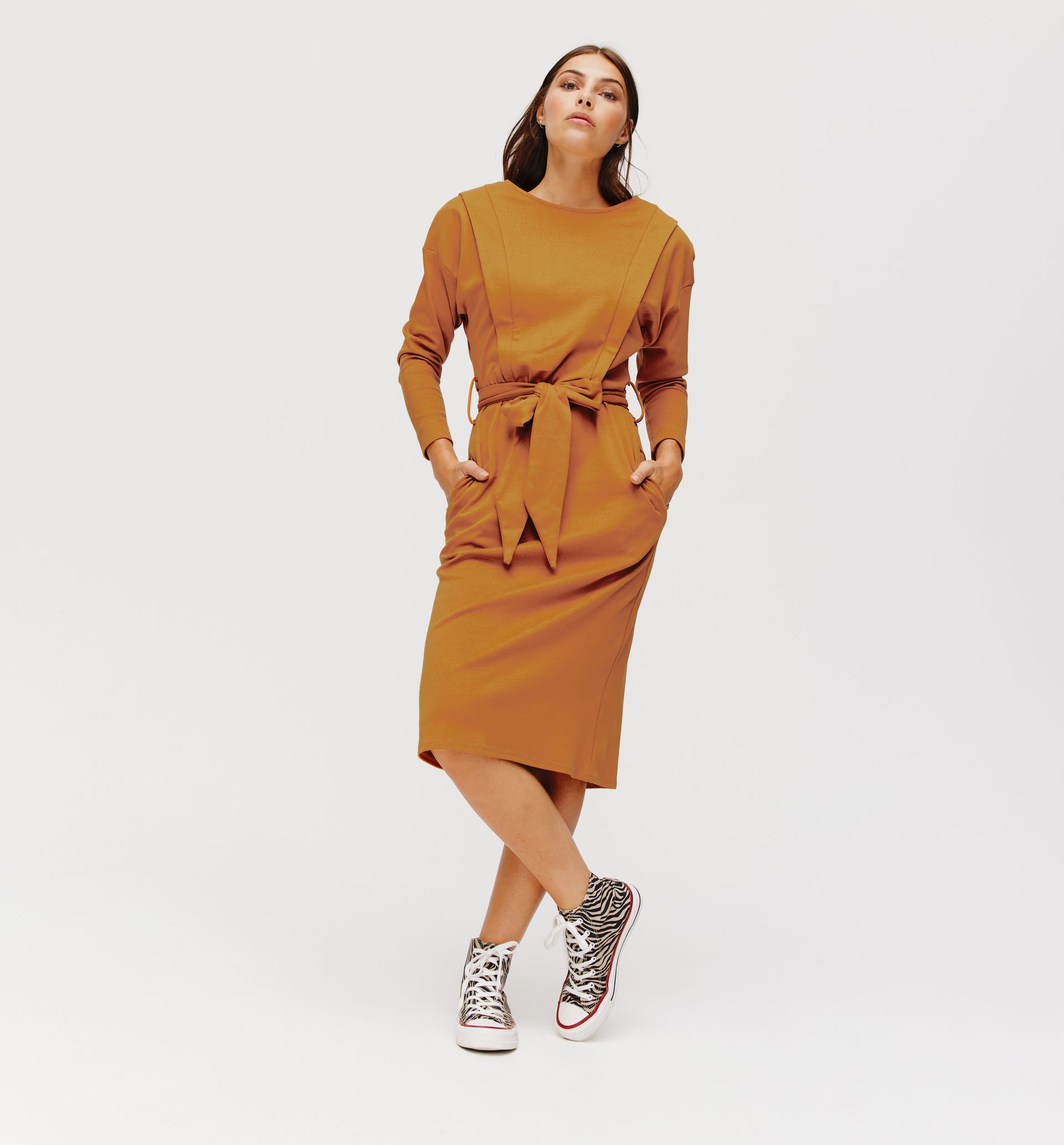 Bold-shouldered dress
