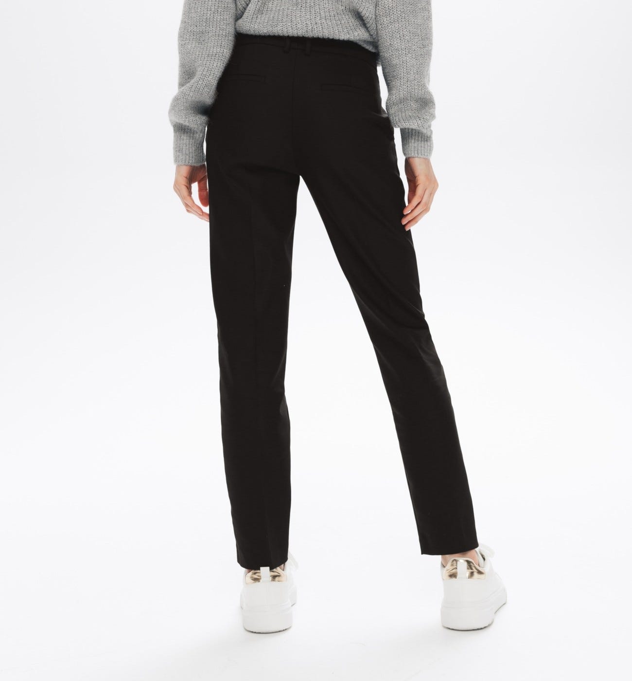 Cigarette trousers