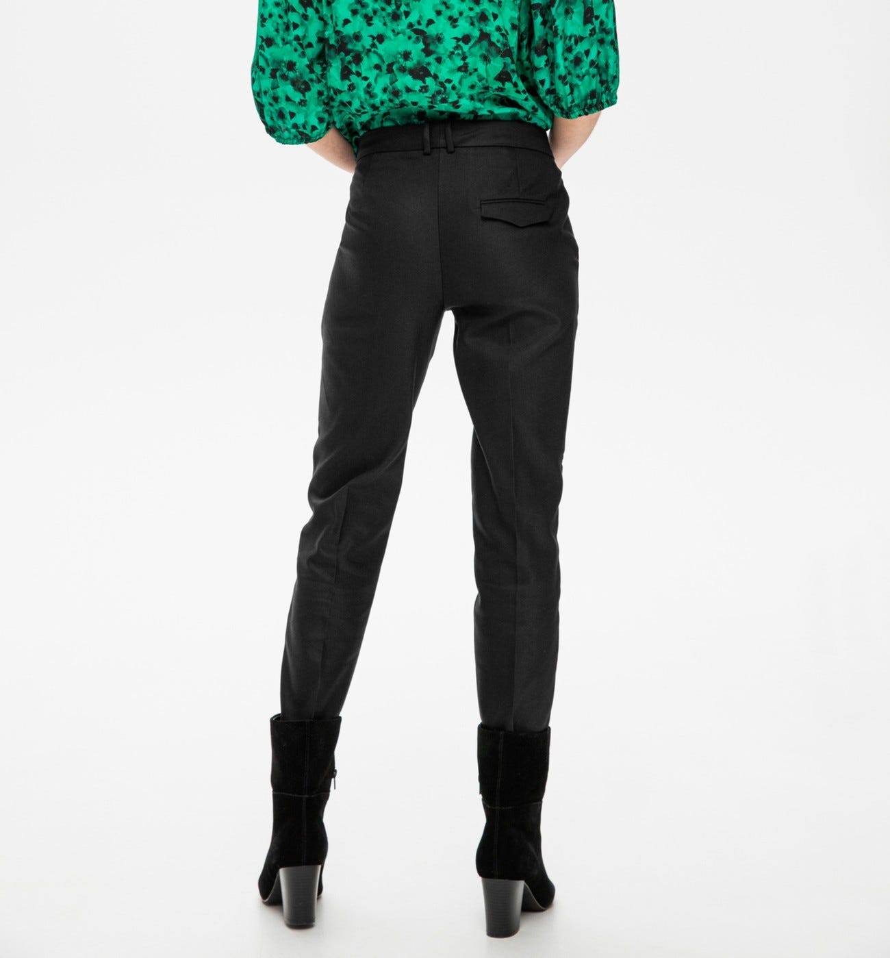 Cigarette trousers