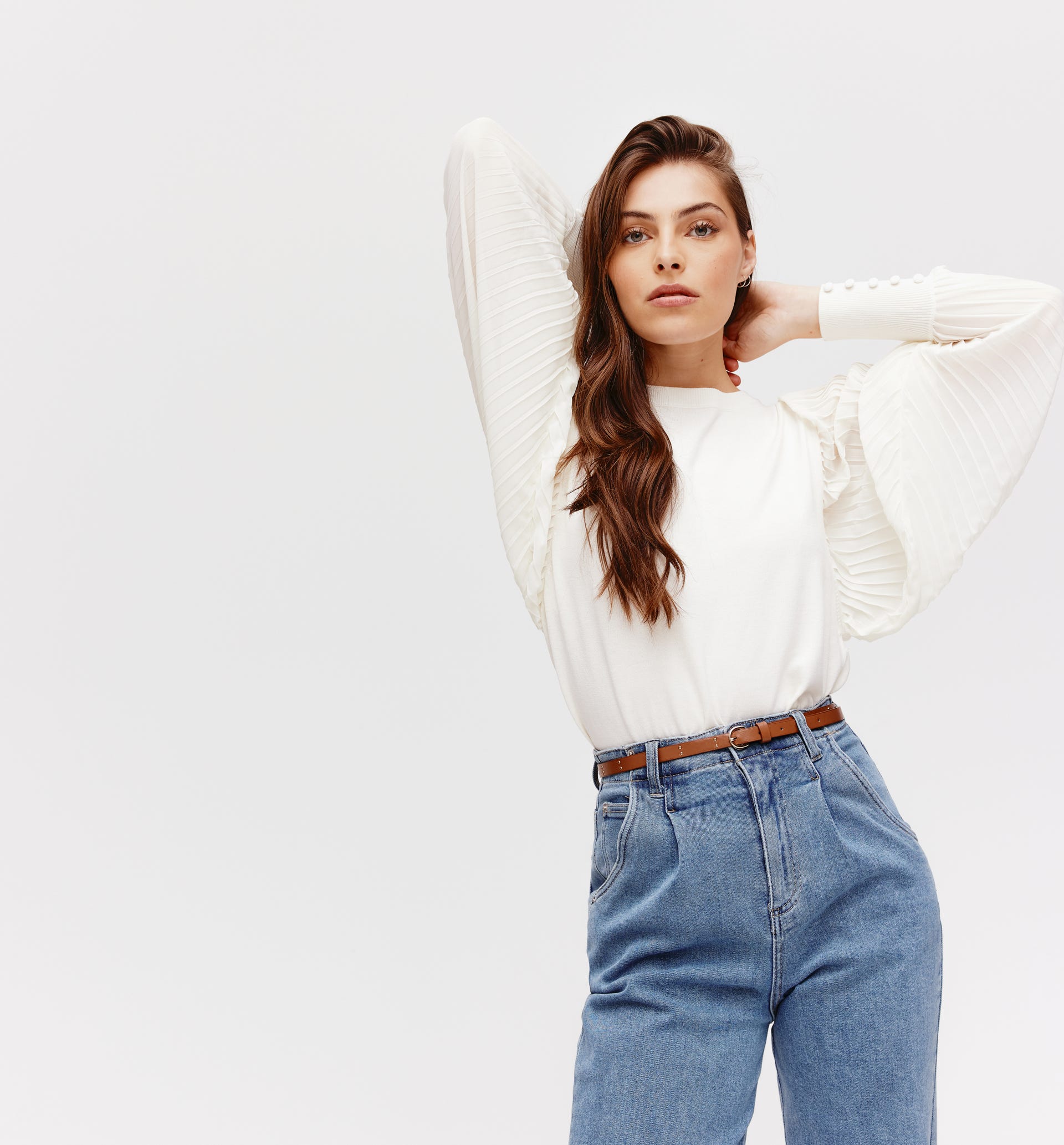 Jumper with pleat puff sleeves