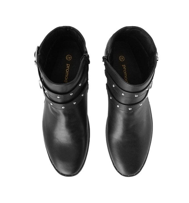 Botines tachuelas