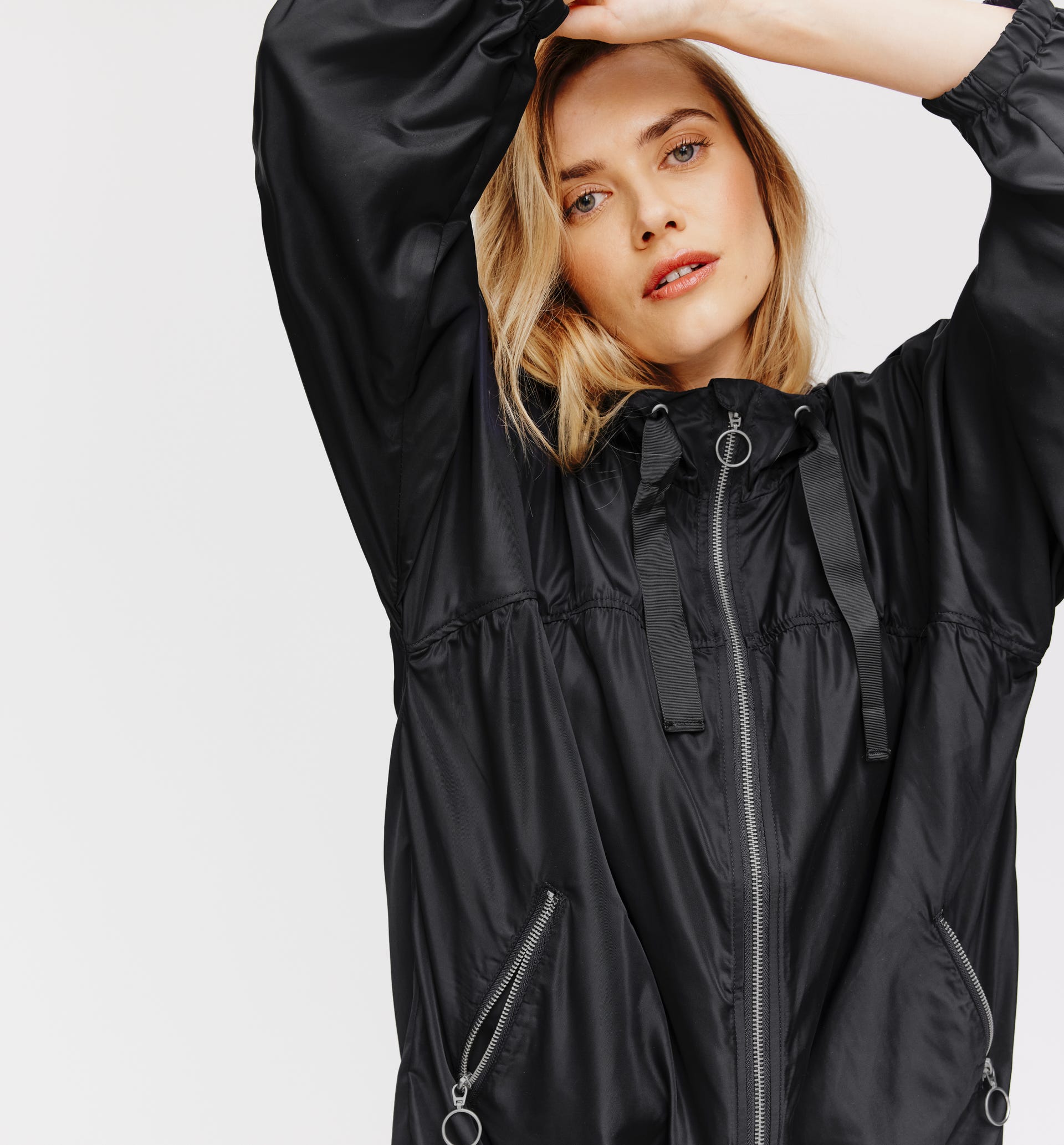 Satin hooded windcheater
