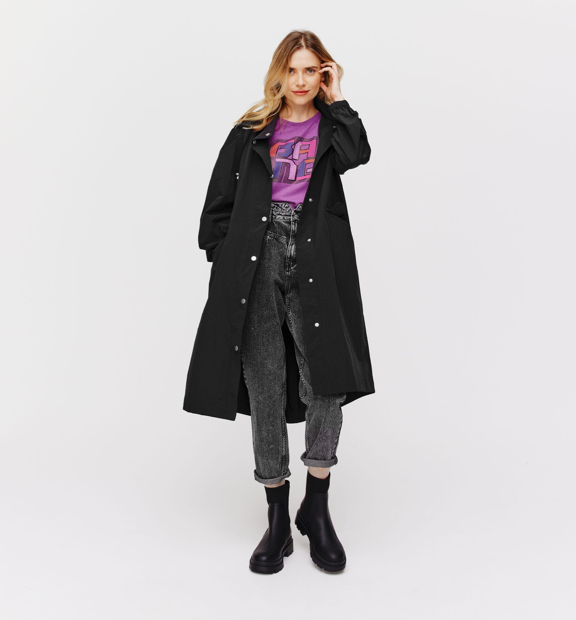 Fashion hooded raincoat