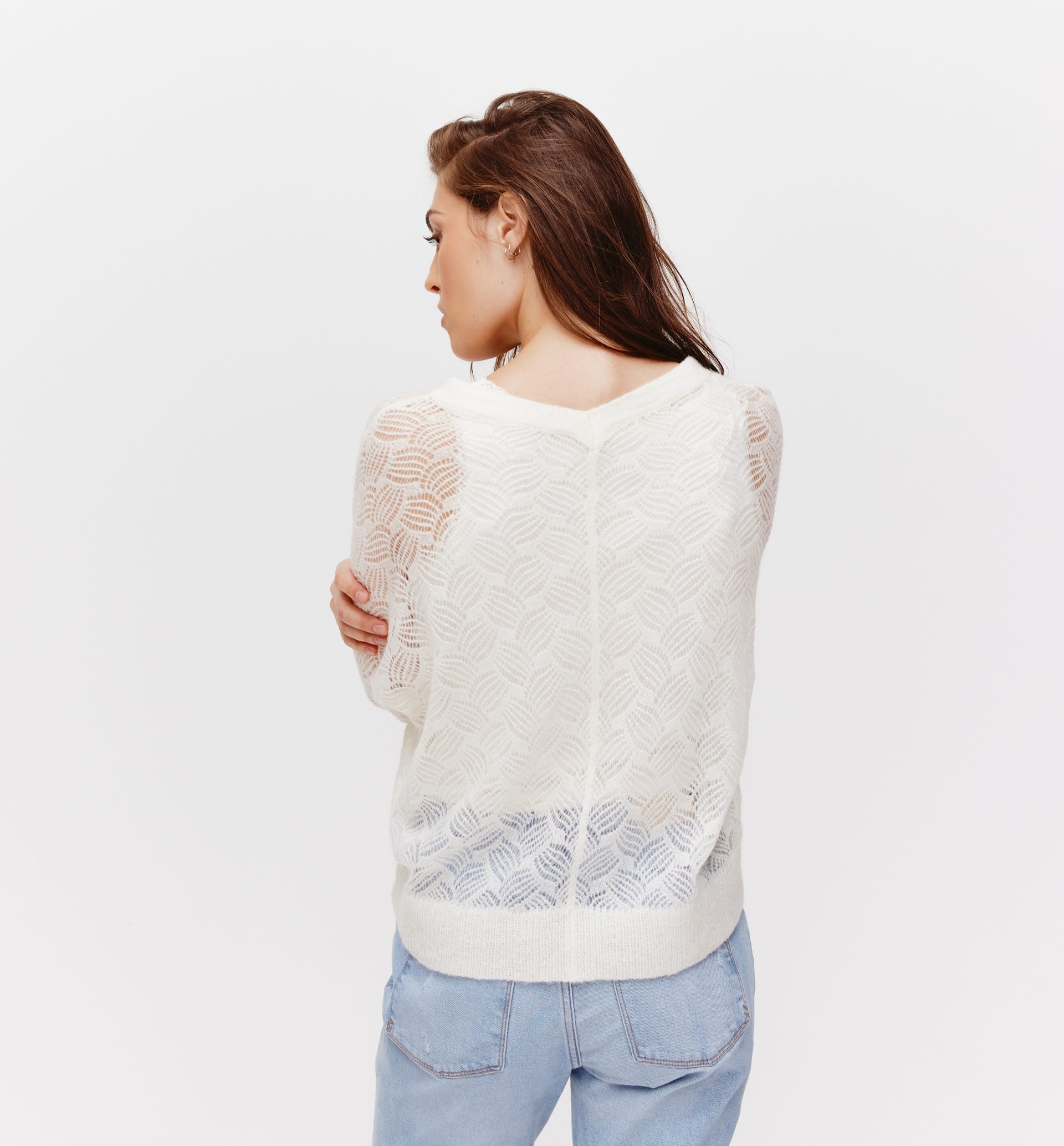V-neck openwork cardigan.