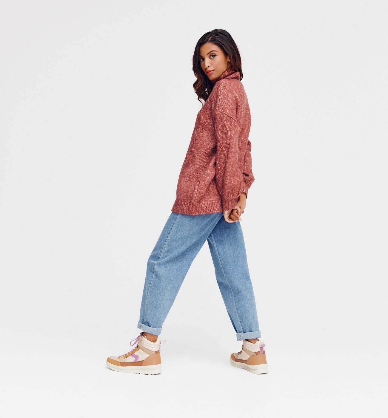 Sweter z golfem