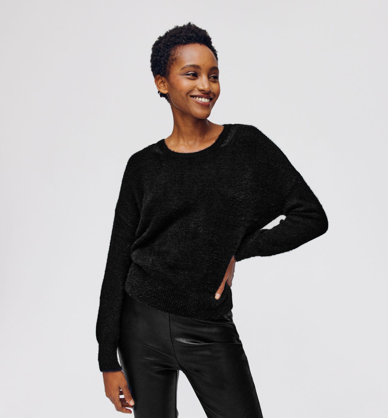 Pullover mit Plumetis-Details