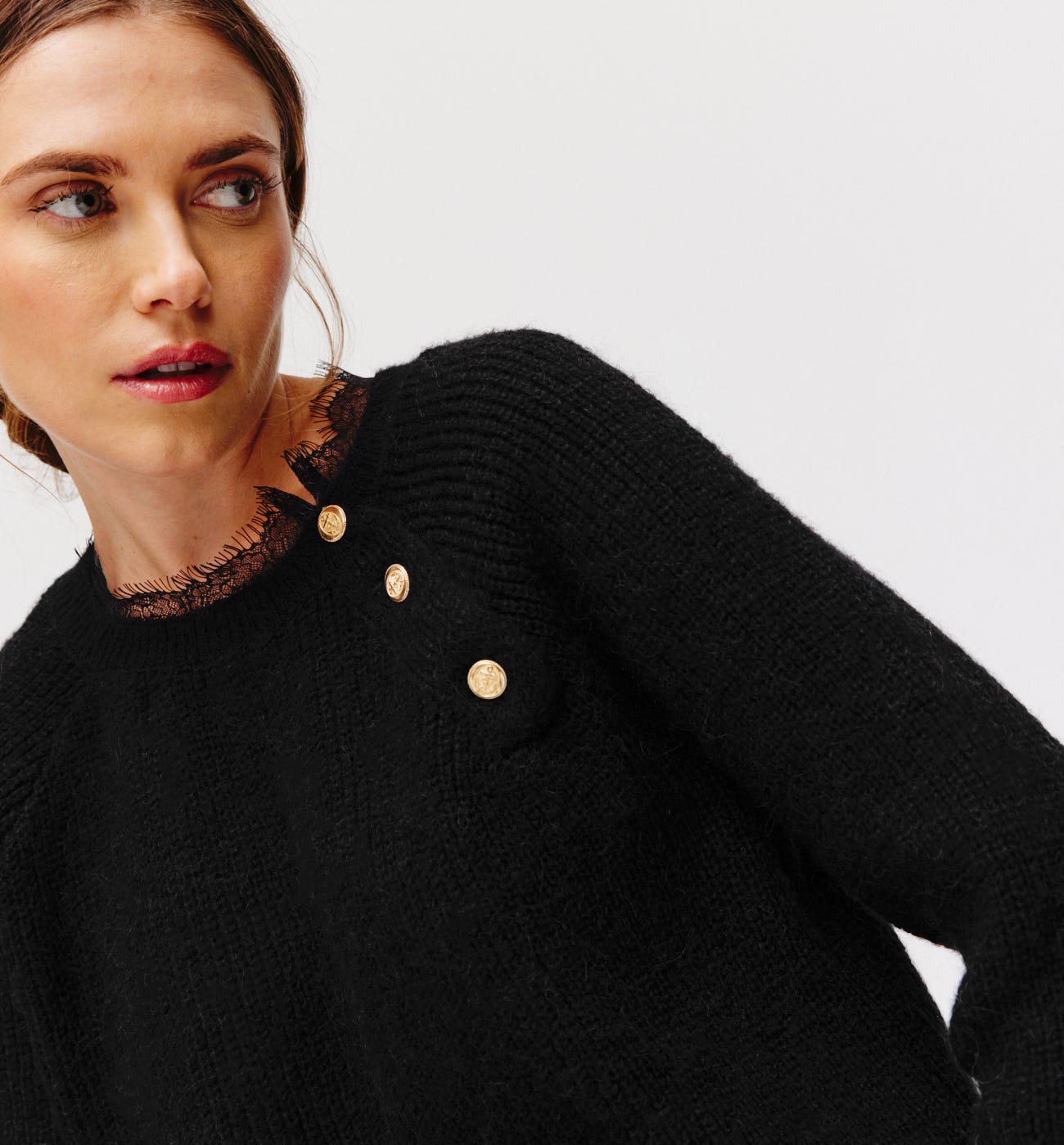 Maritimer Pullover mit Spitze