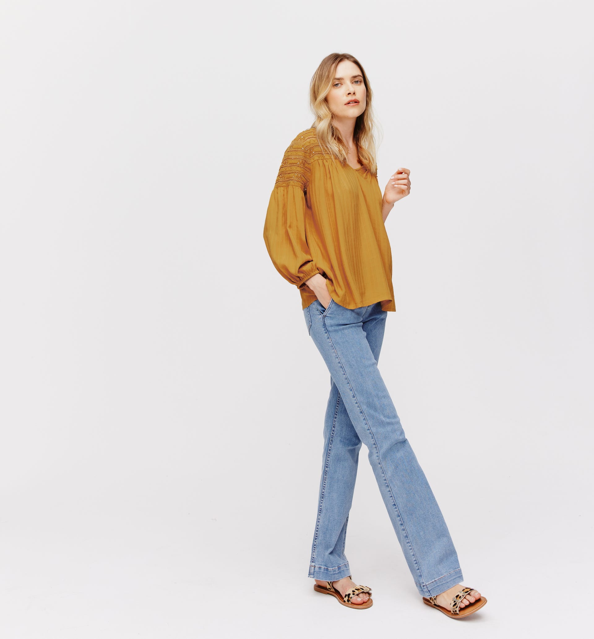 Bluse mit indischer Stickerei