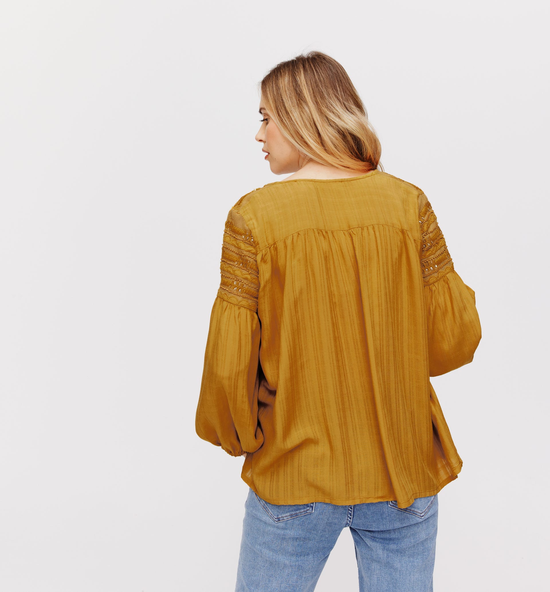 Bluse mit indischer Stickerei