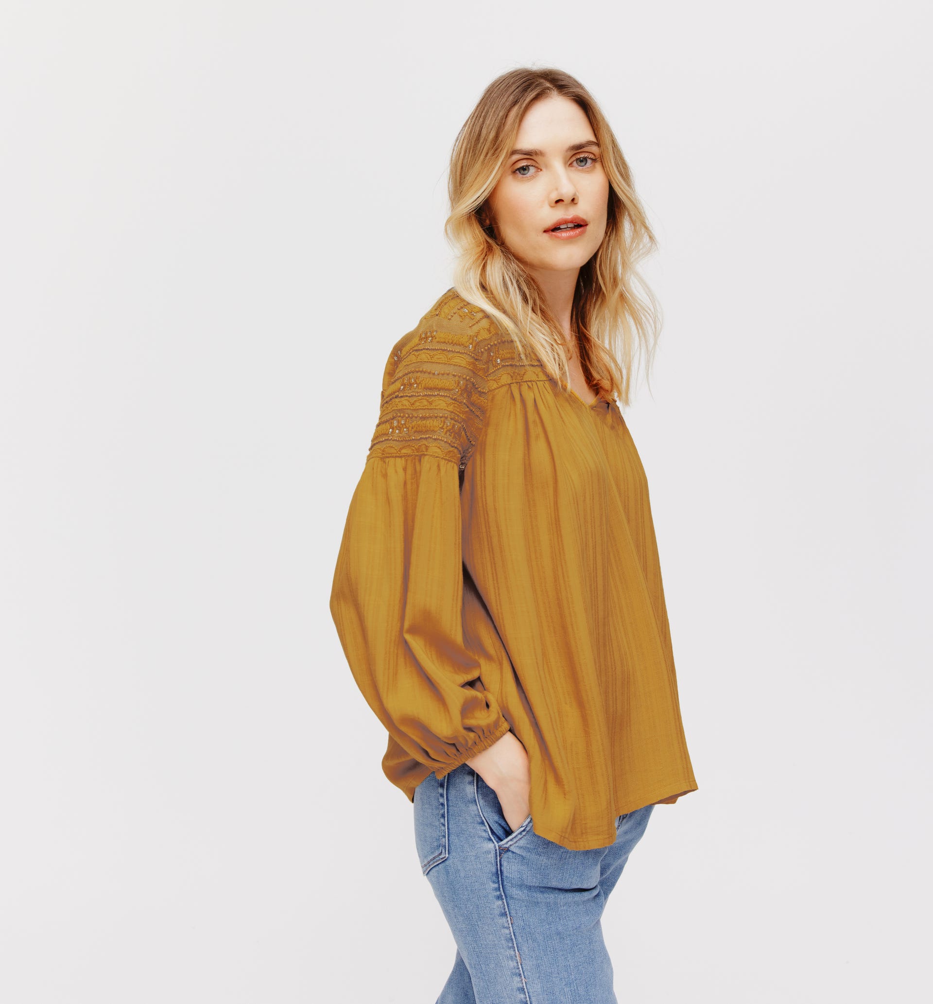 Bluse mit indischer Stickerei