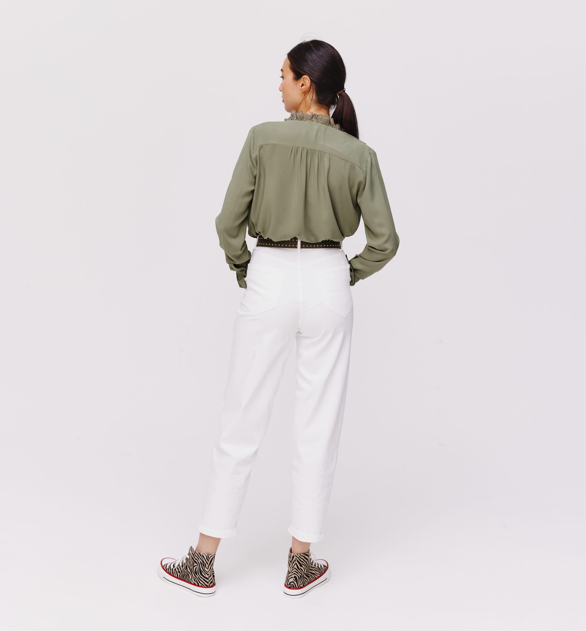 Bluse mit Stickerei