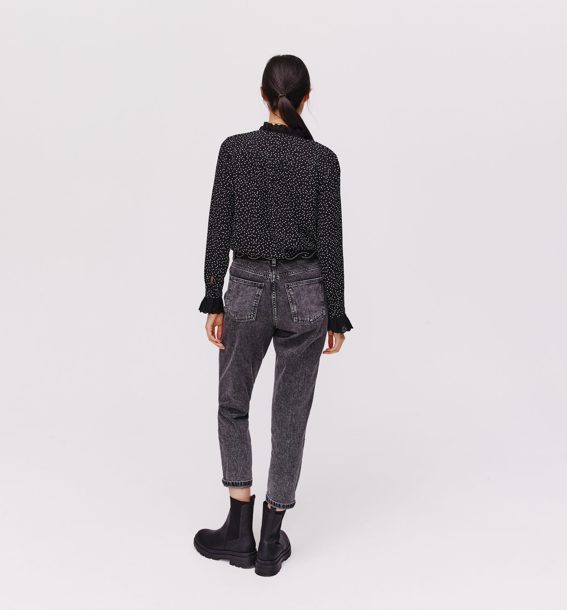 Bluse mit Stickerei