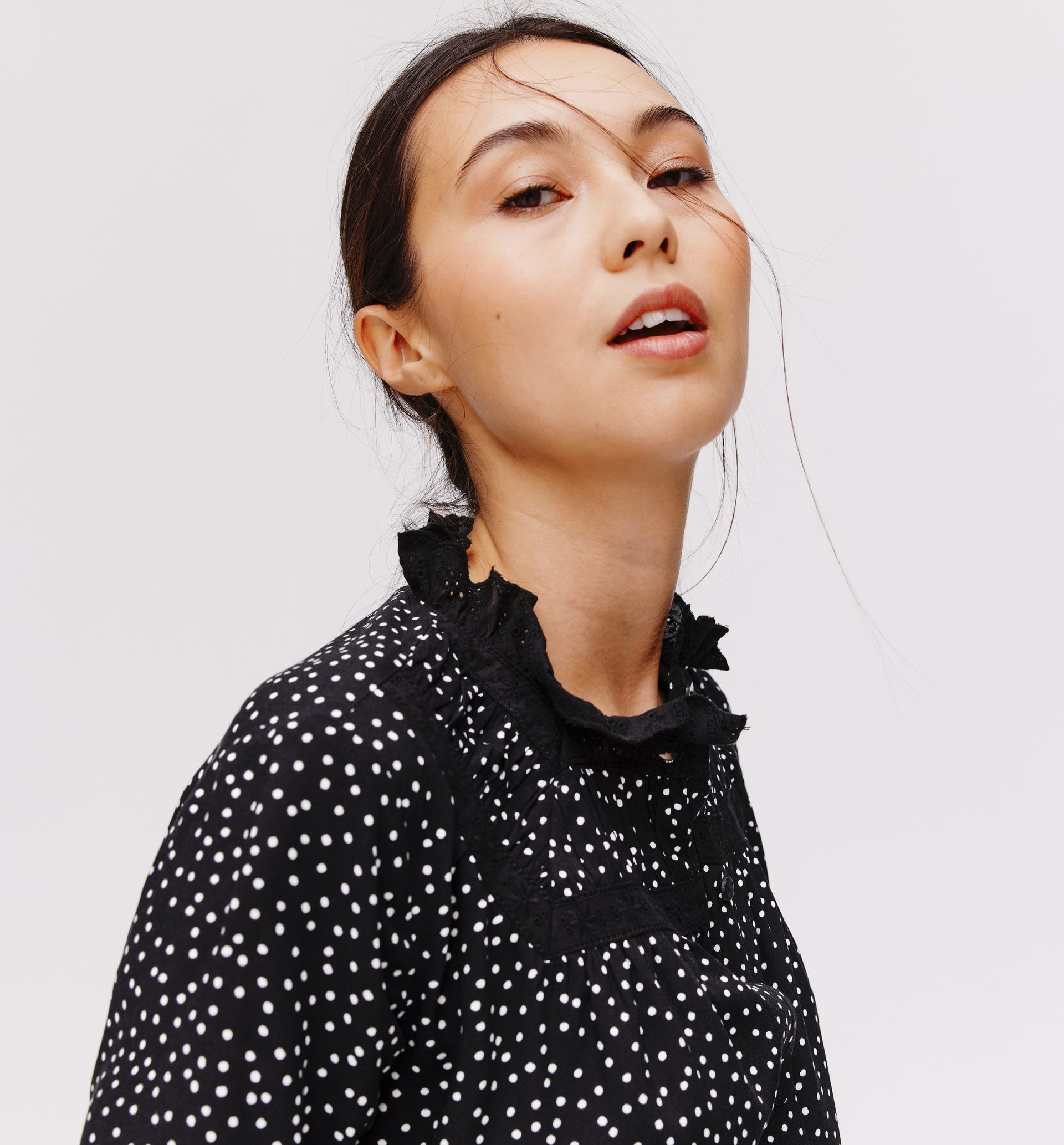 Bluse mit Stickerei