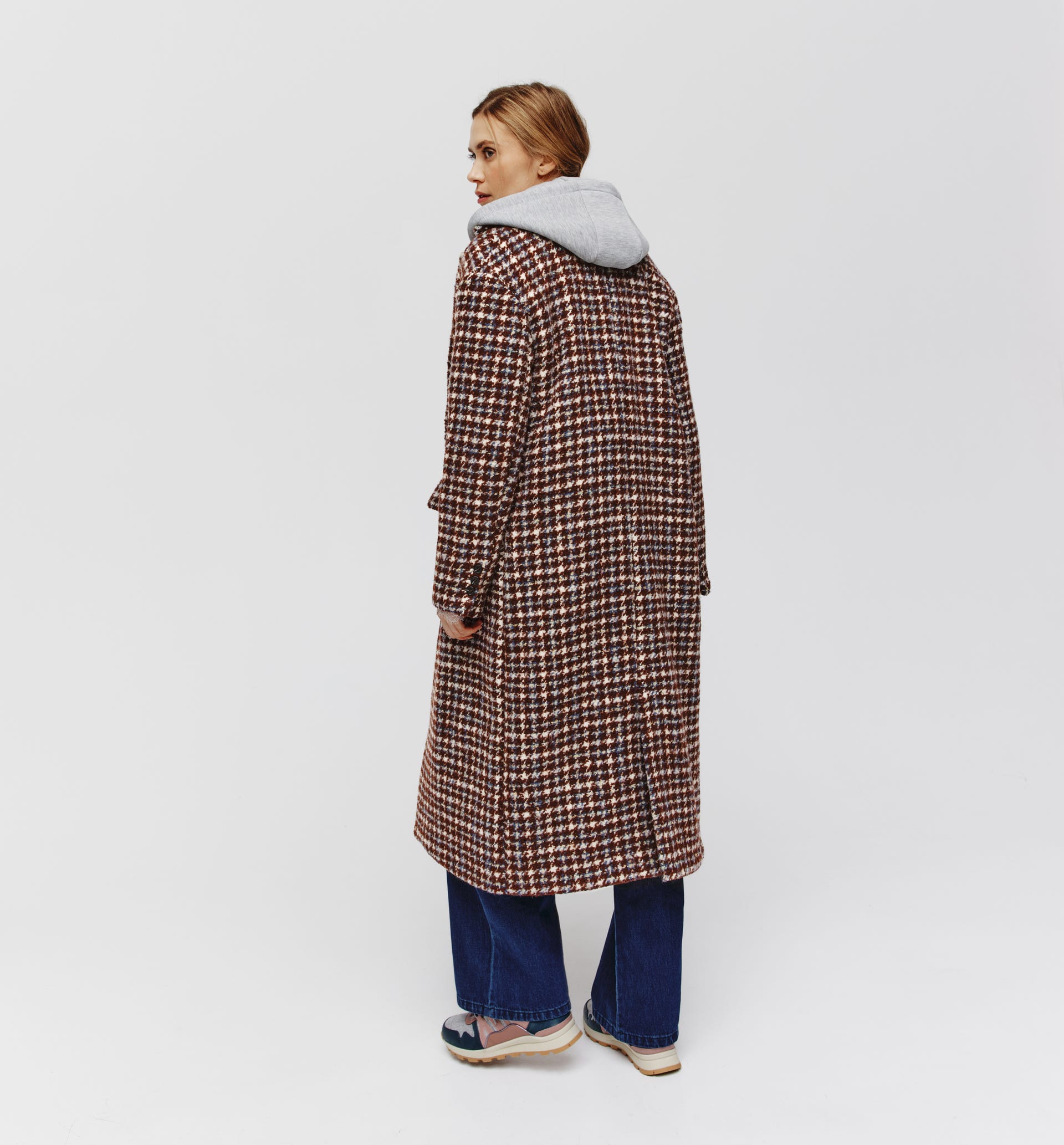 Cappotto lungo con cappuccio