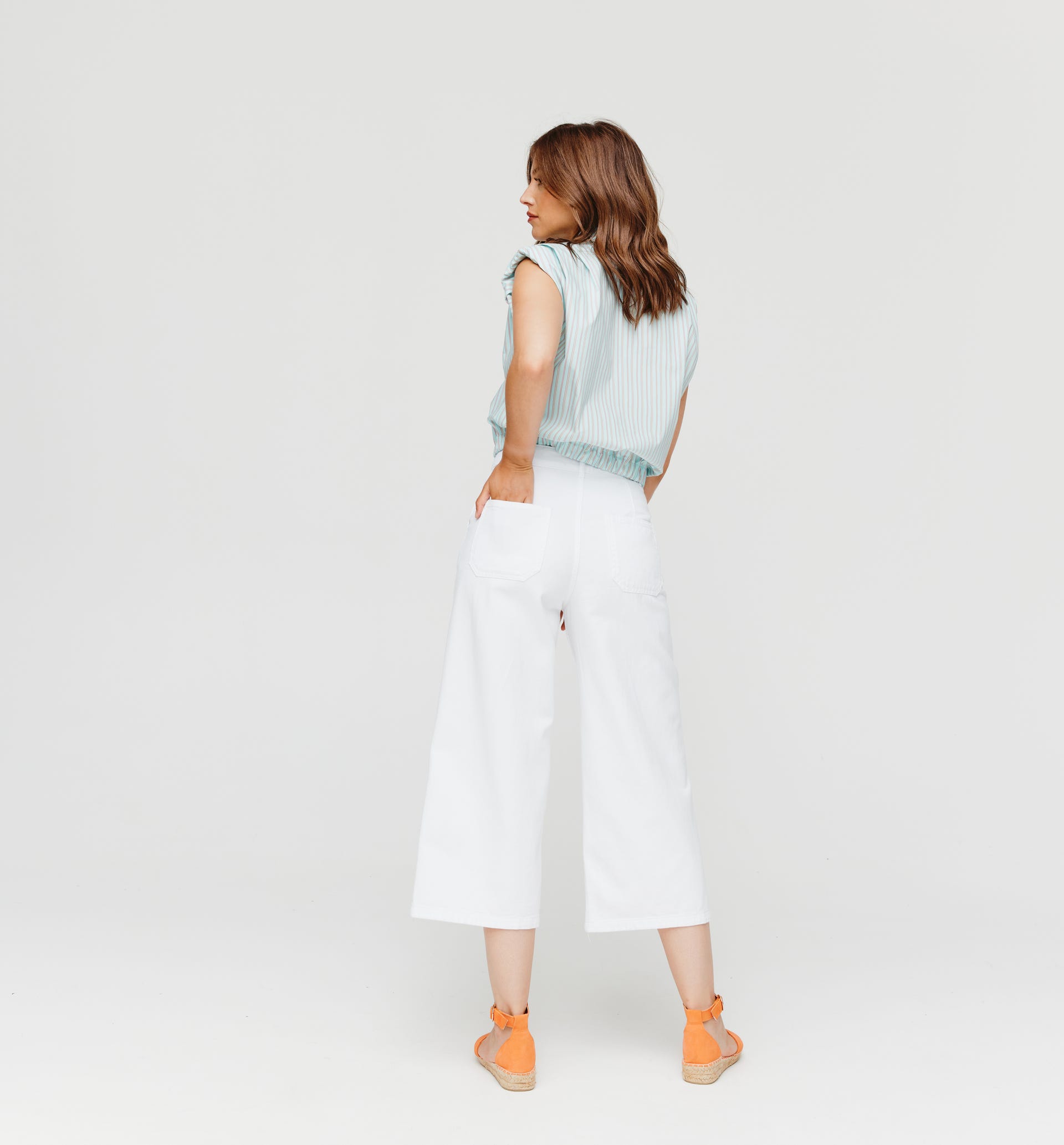 Short wideleg jeans