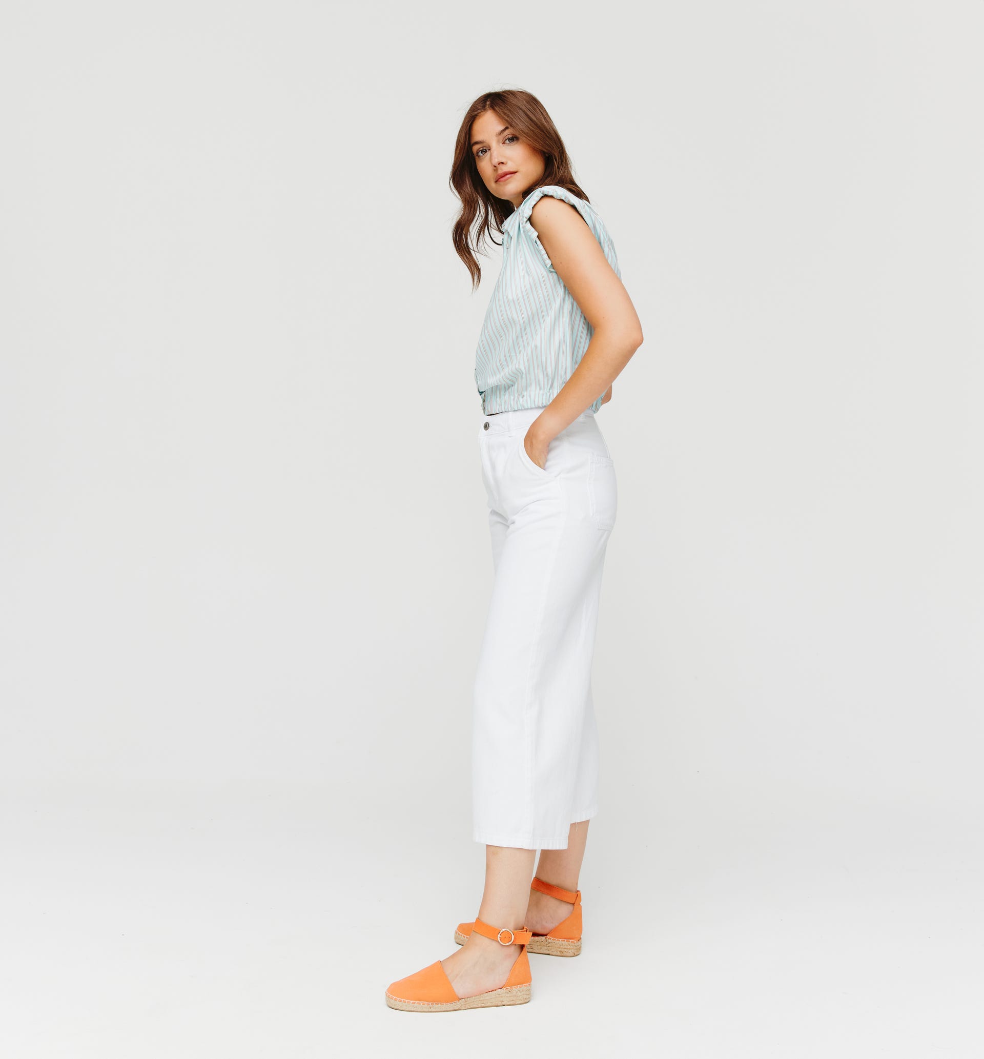 Short wideleg jeans