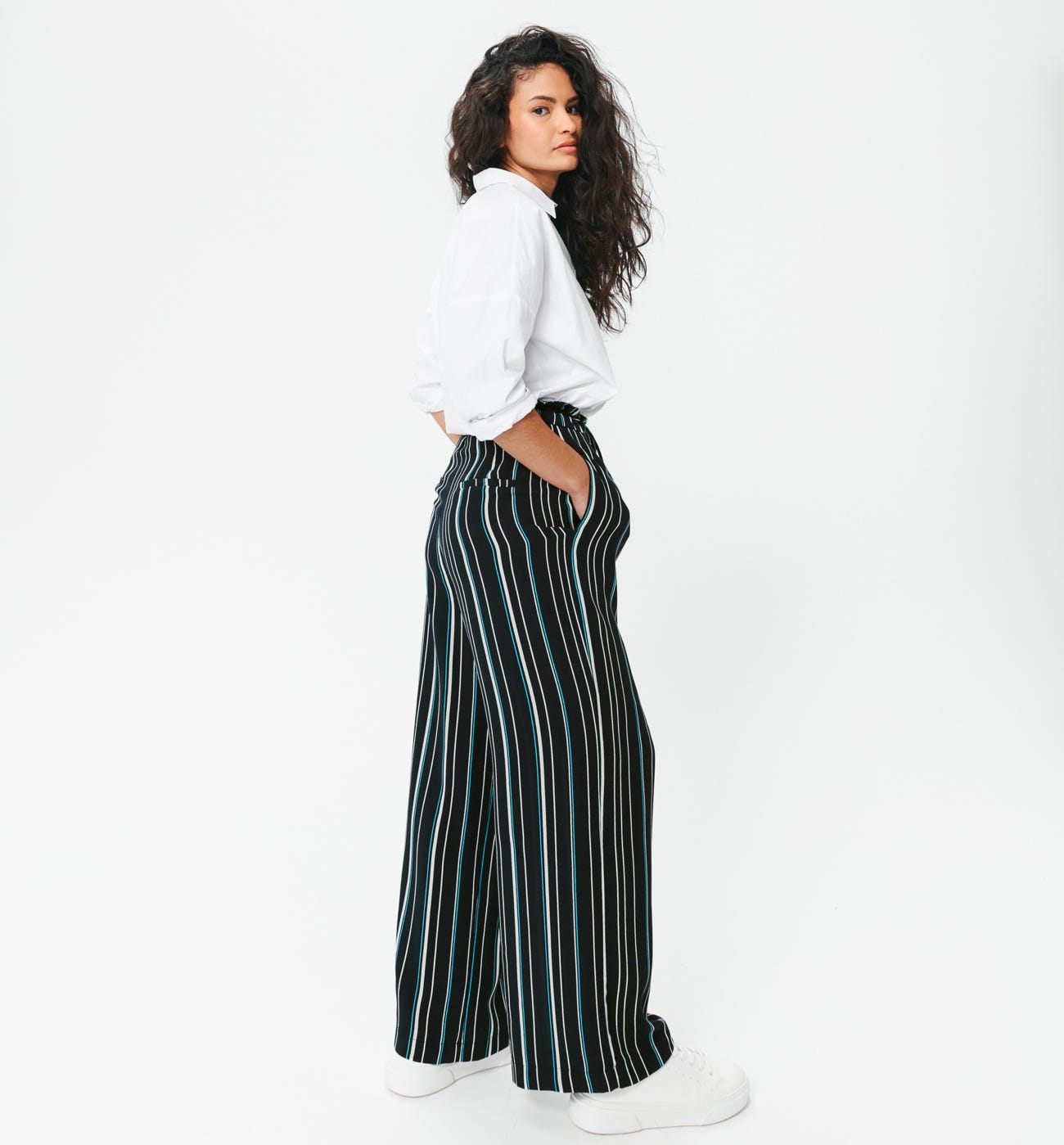 Hose mit weitem Bein