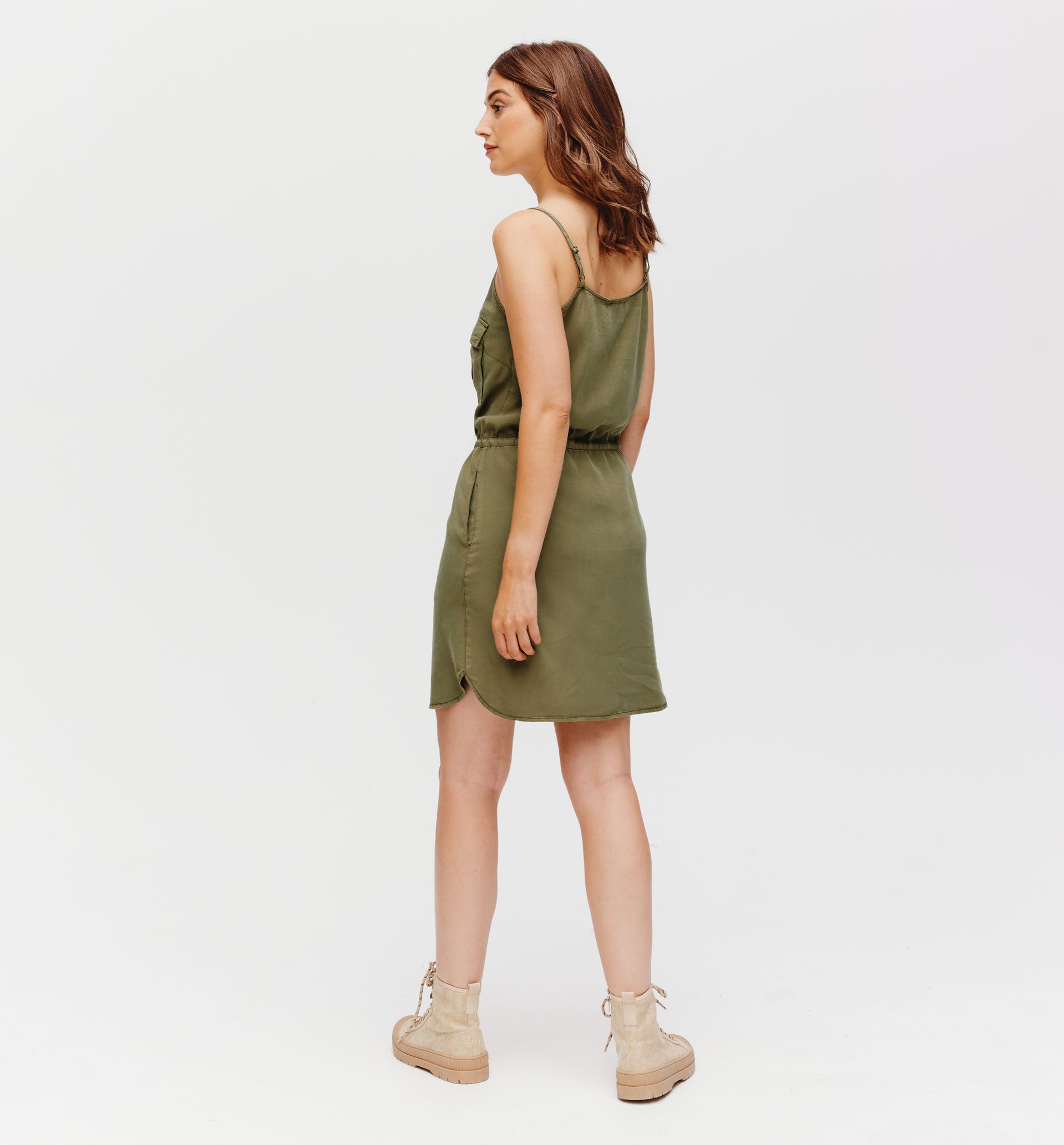 Minikleid mit schmalen Trägern