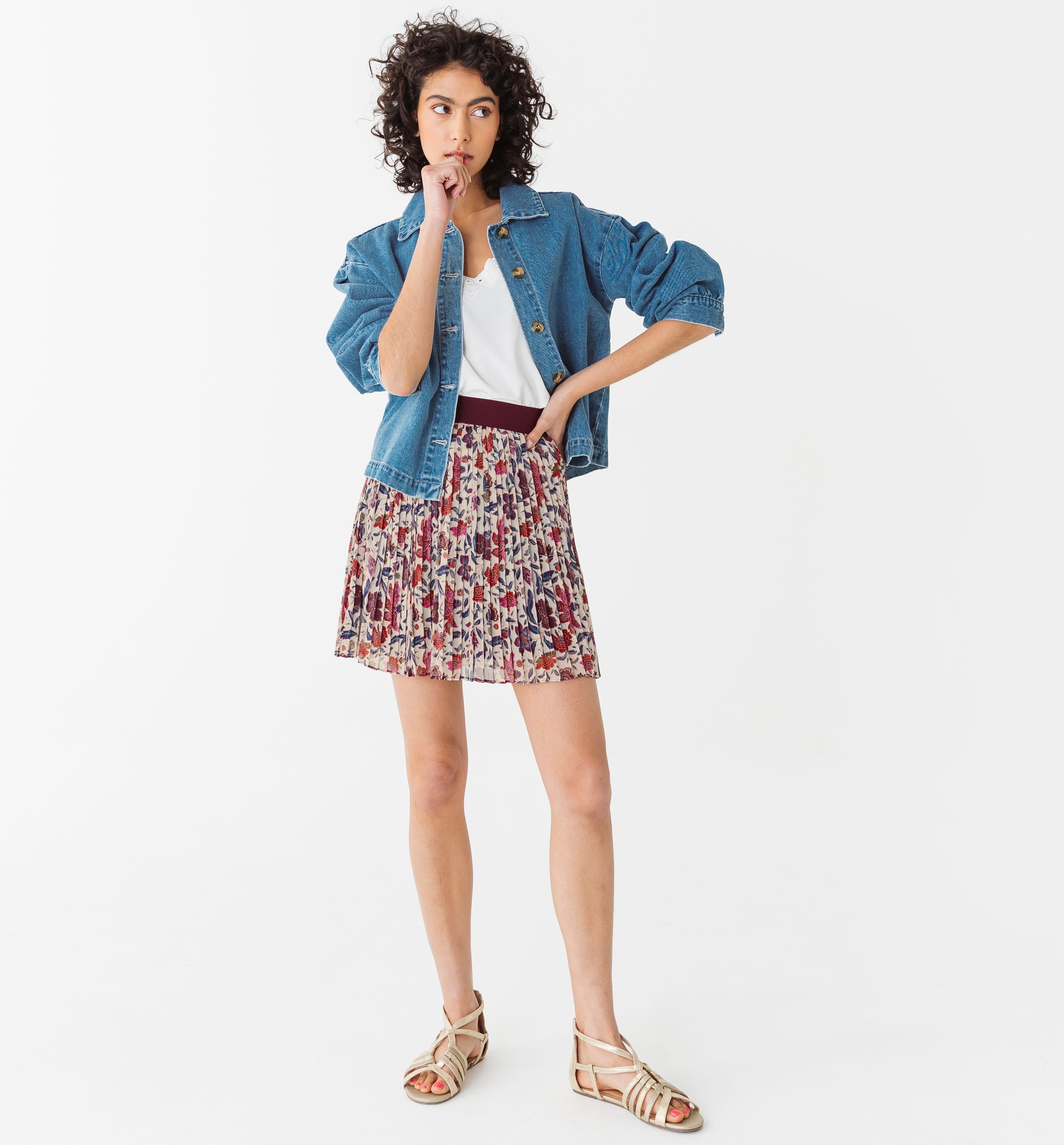 Short sunray pleat skirt