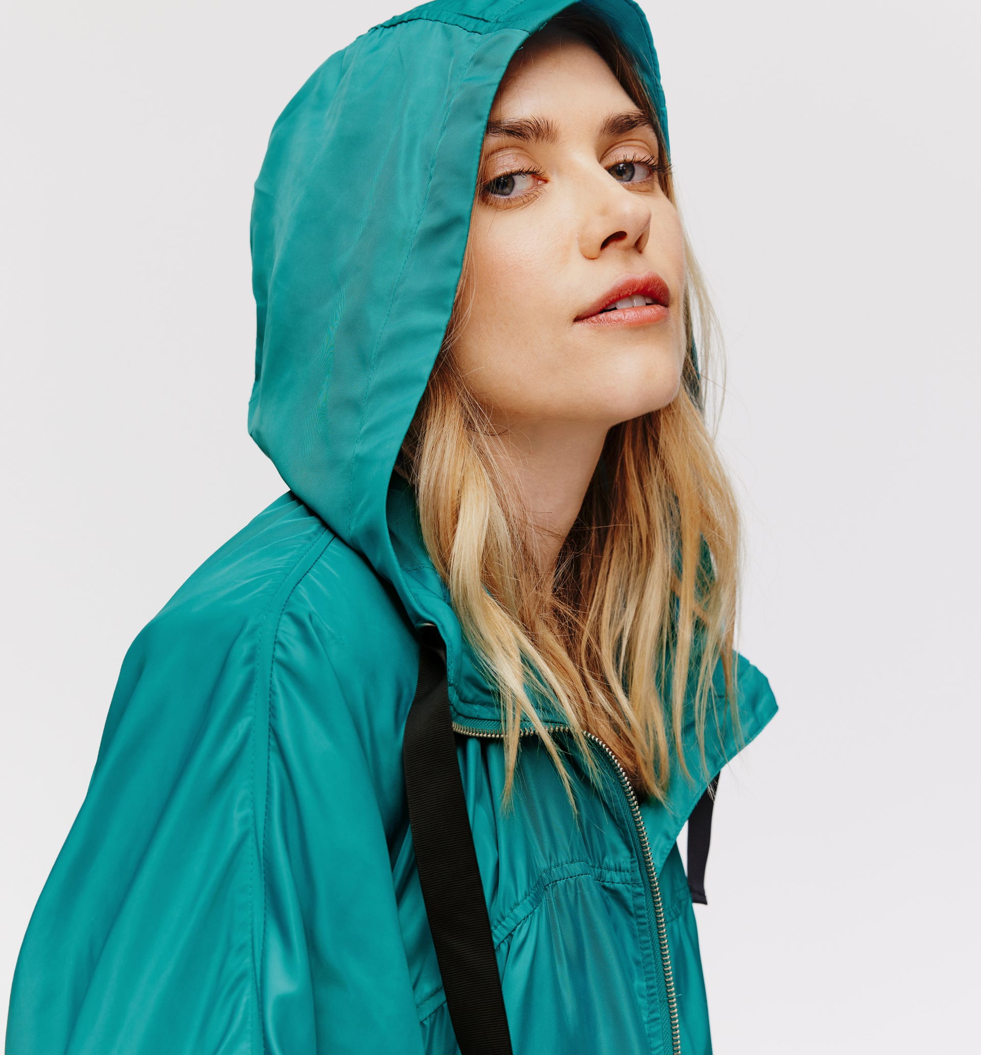 Satin hooded windcheater