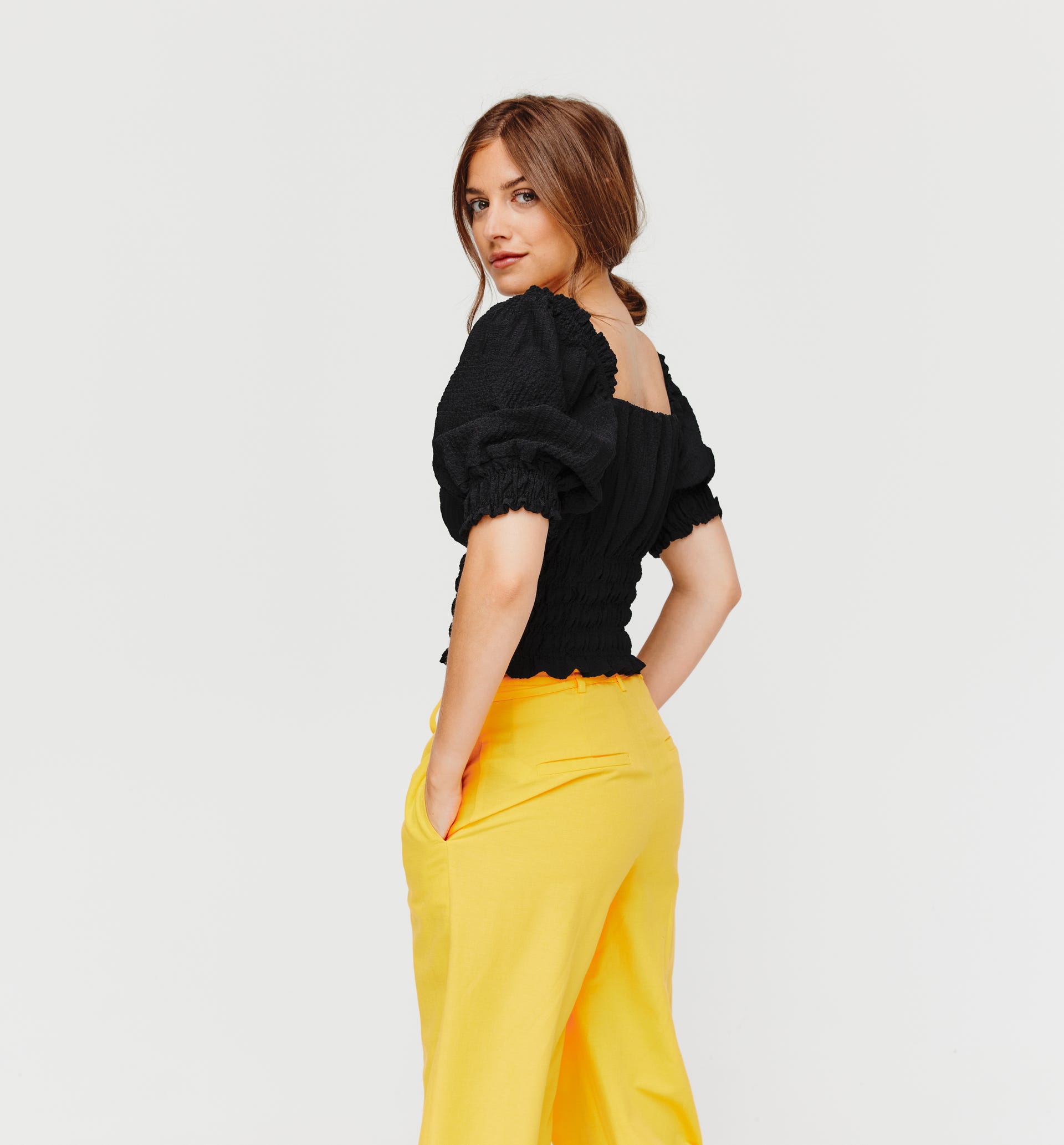 Puff-sleeved top