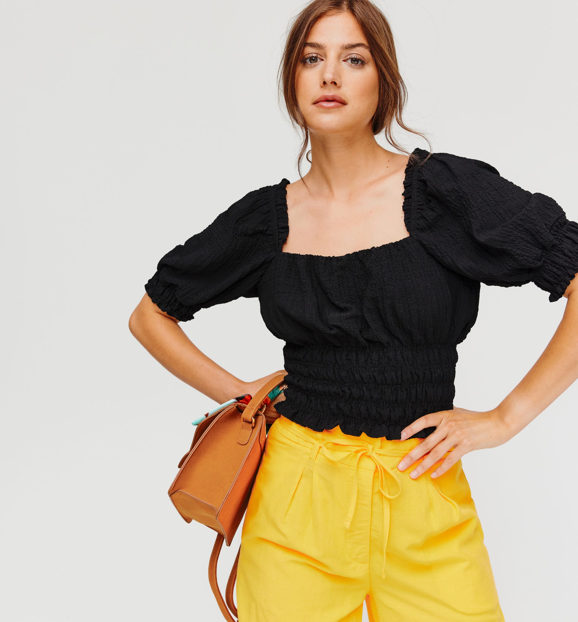 Puff-sleeved top