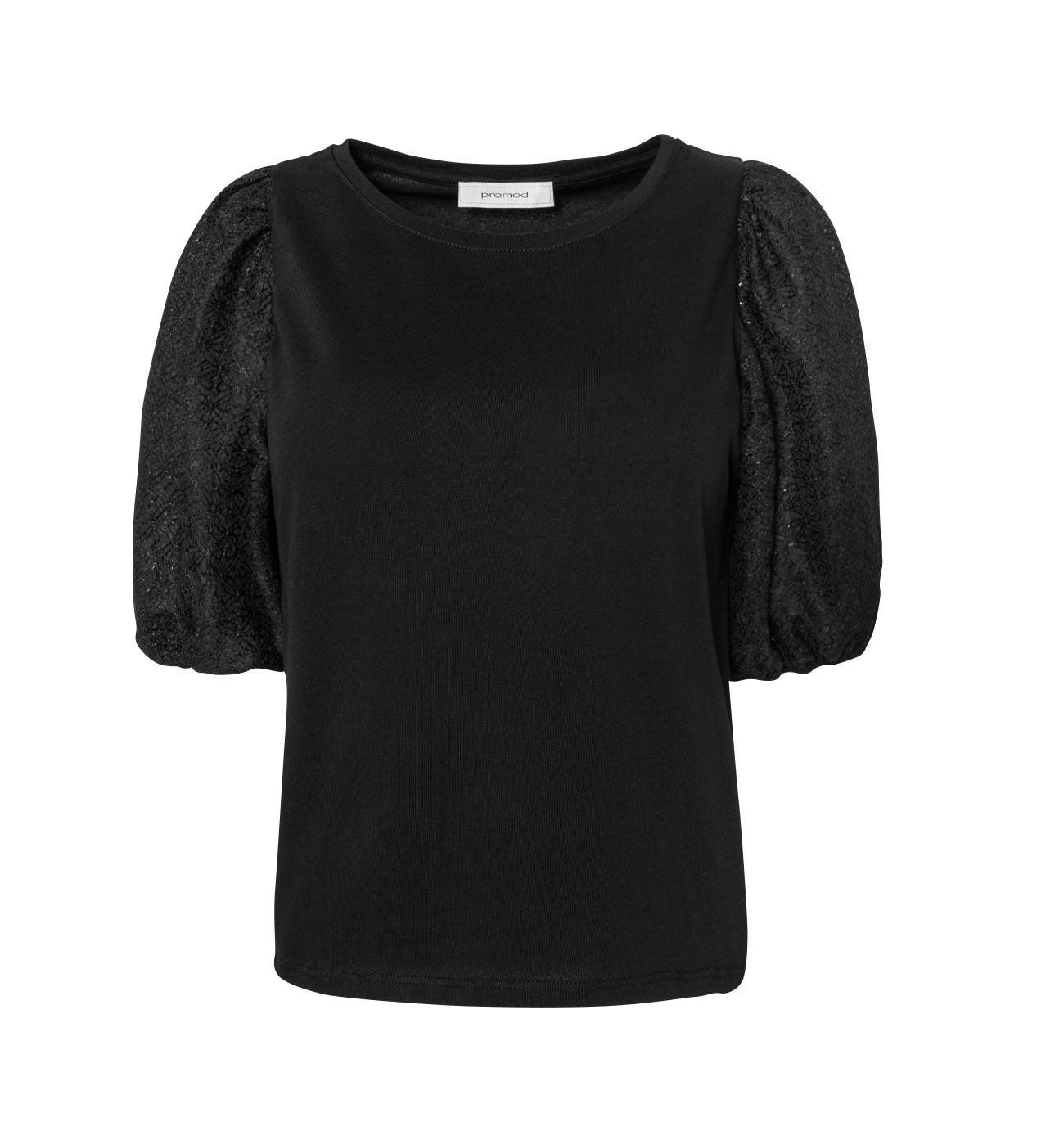 Puff-sleeved top