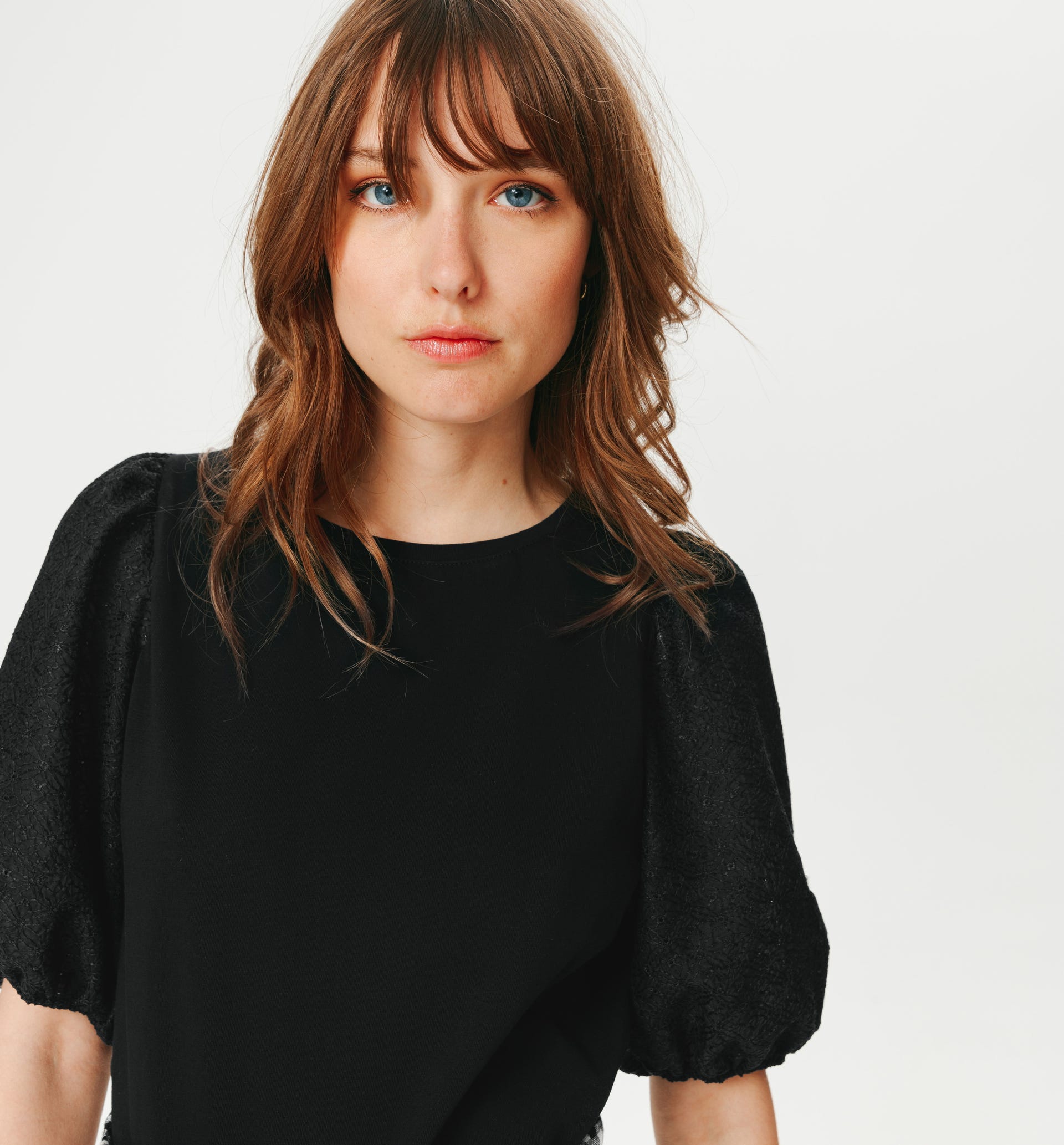 Puff-sleeved top
