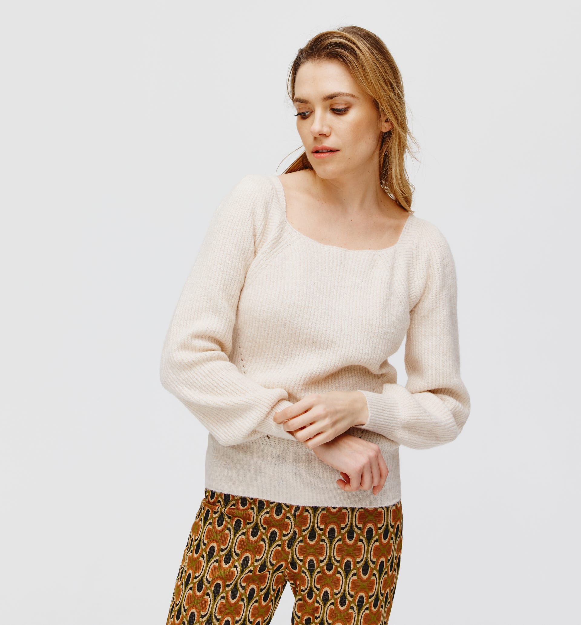 Pull côtelé à col carré Femme
