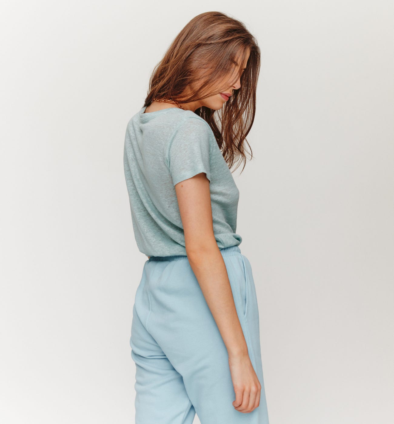 T-shirt in lino scollo a V