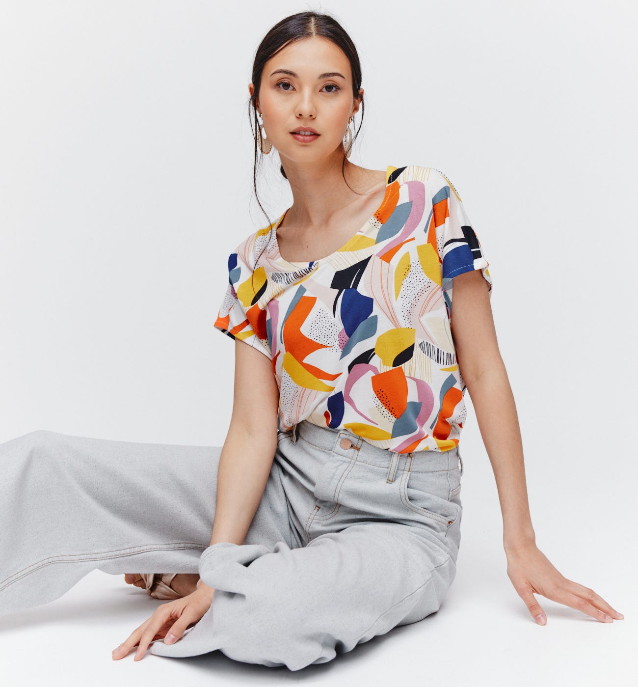 Short-sleeved top