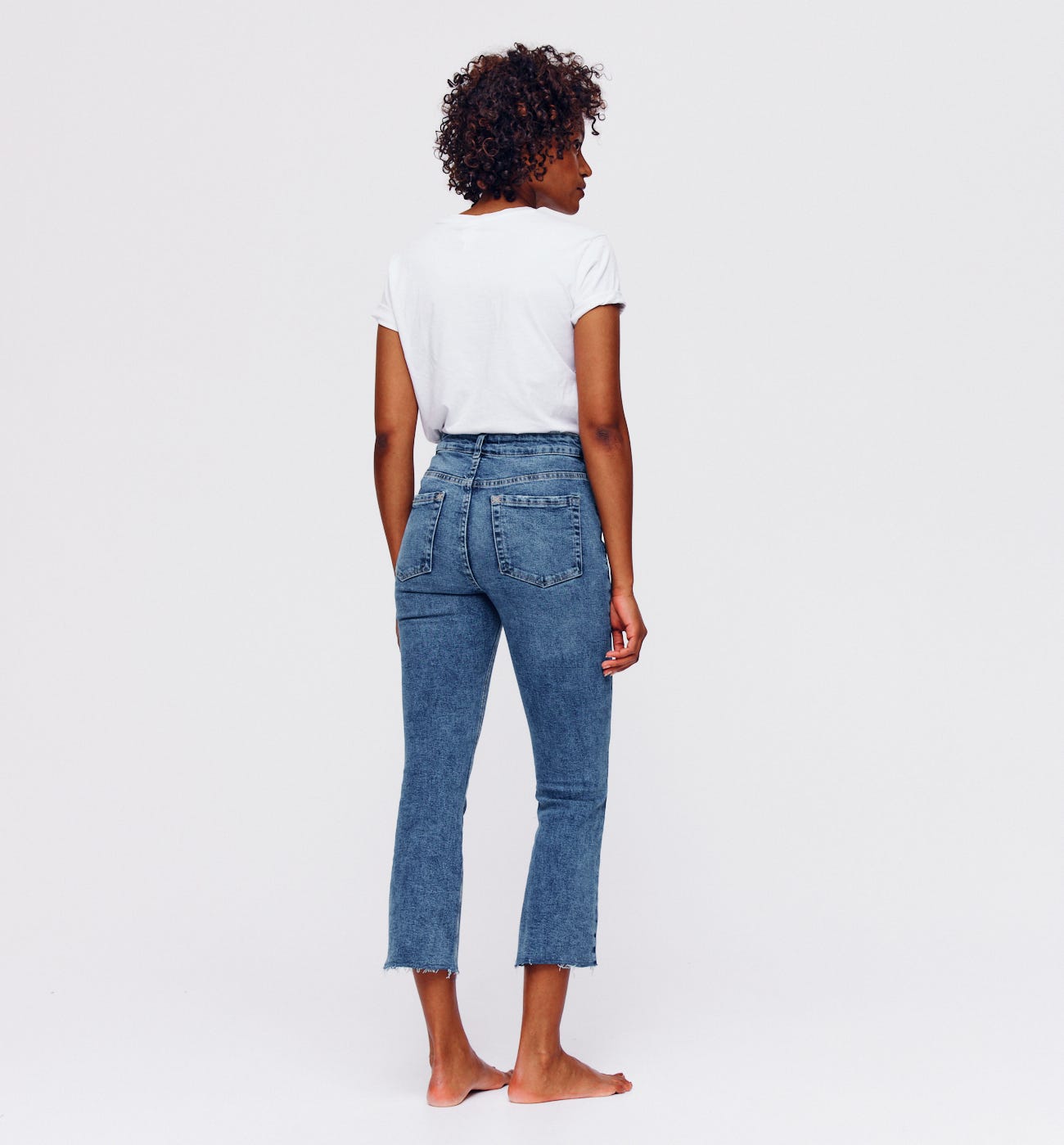 Jean flare raw cut