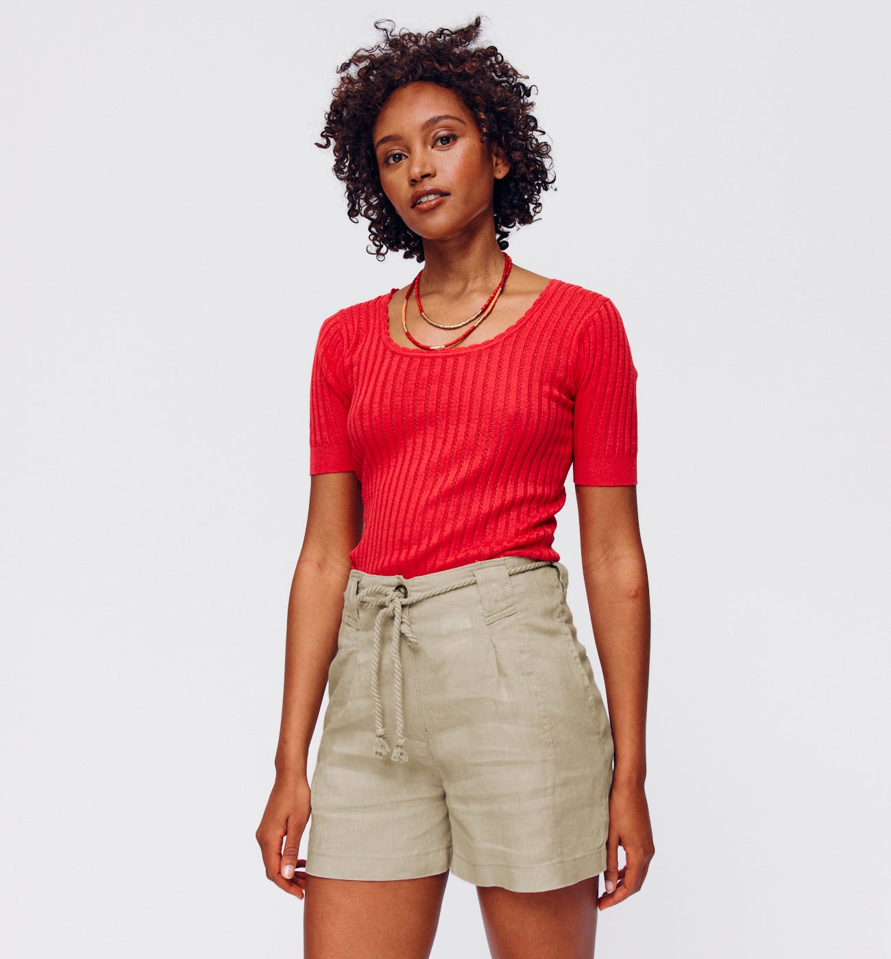 Linen high-waist shorts