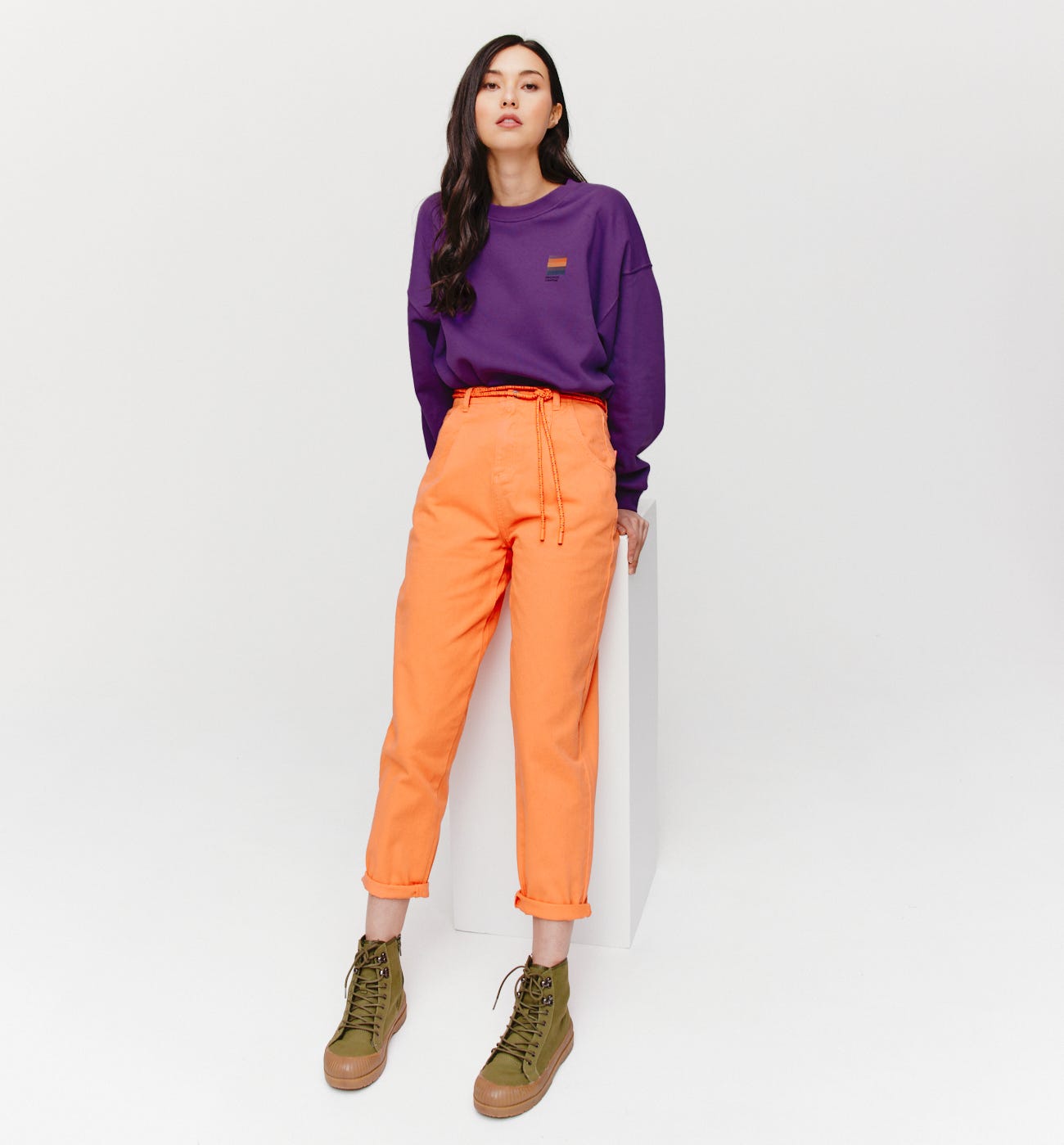 Sweatshirt