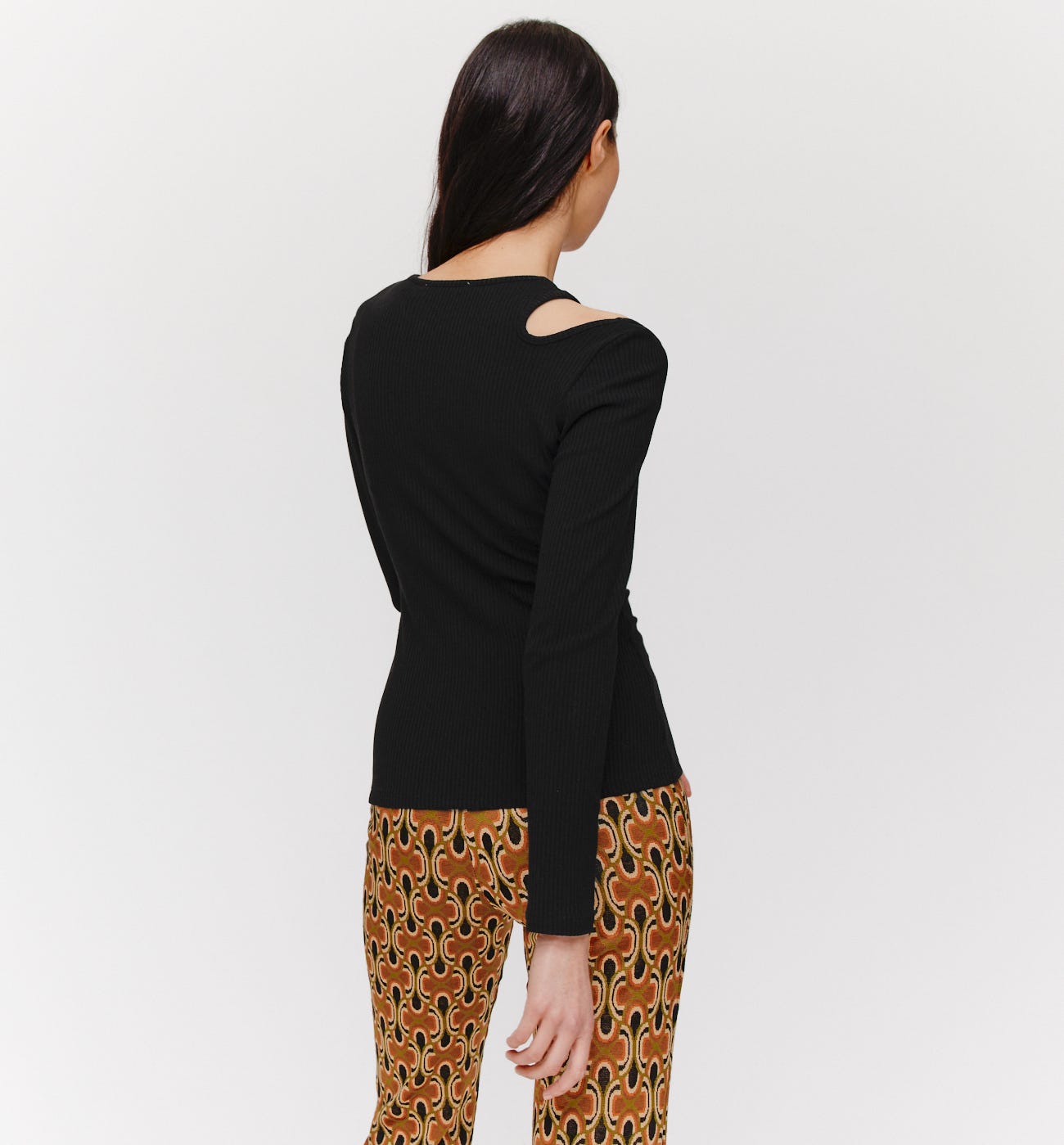 Ribbed long-sleeved top