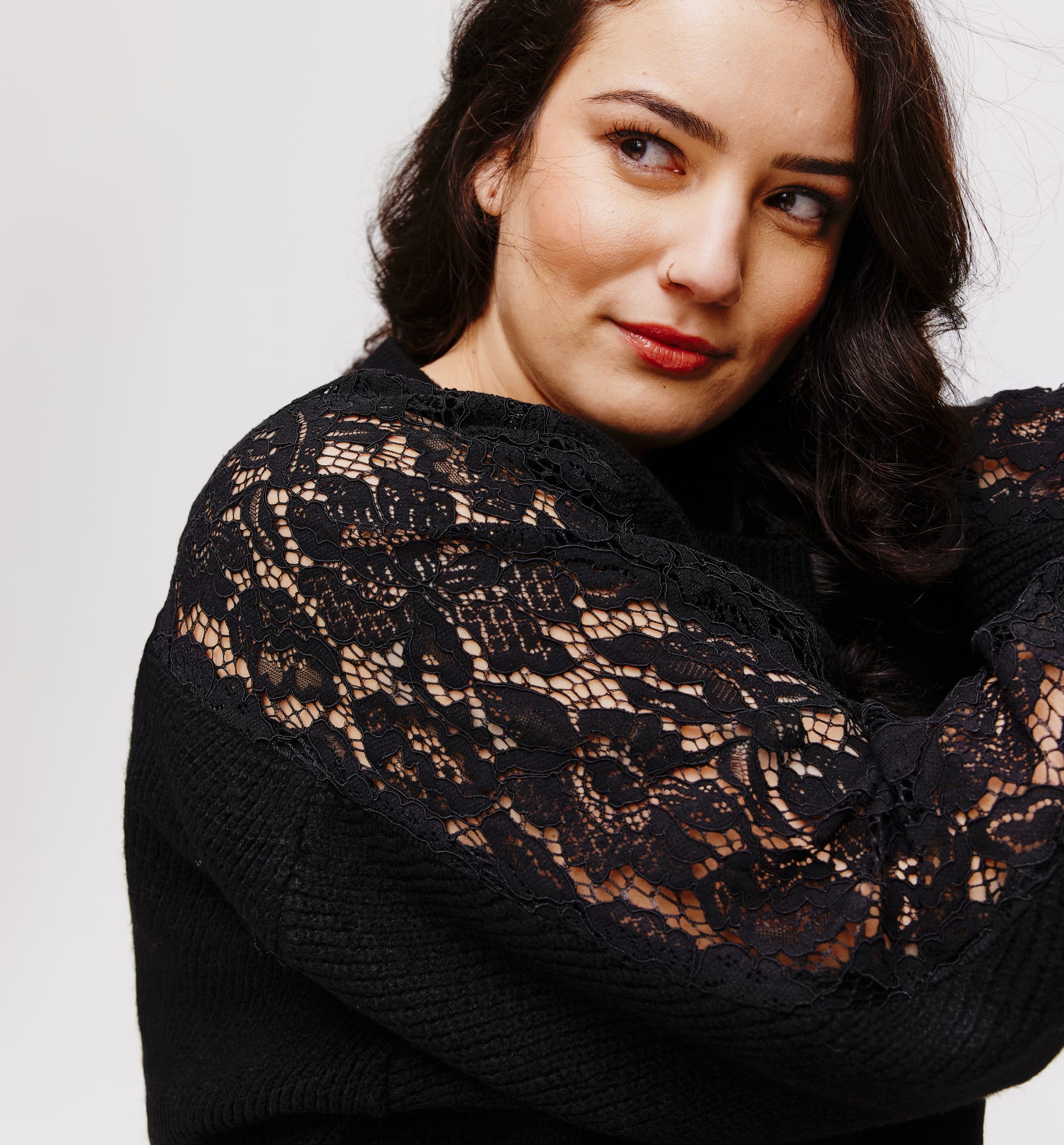 Oversize-Pullover mit Spitze