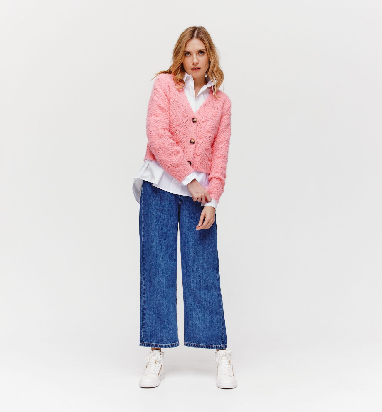 Cardigan corto a trafori