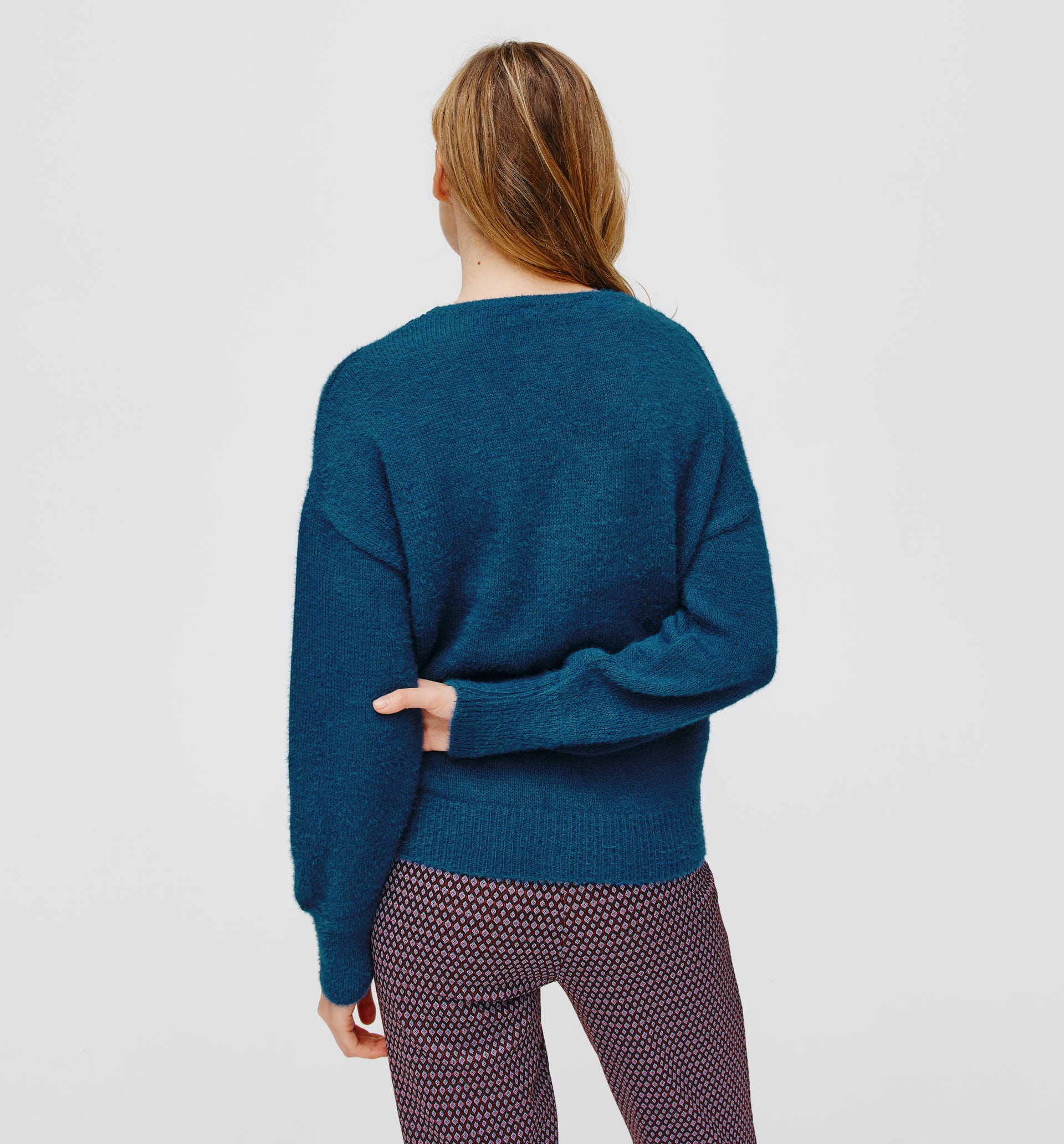 Jersey mullido detalle crochet