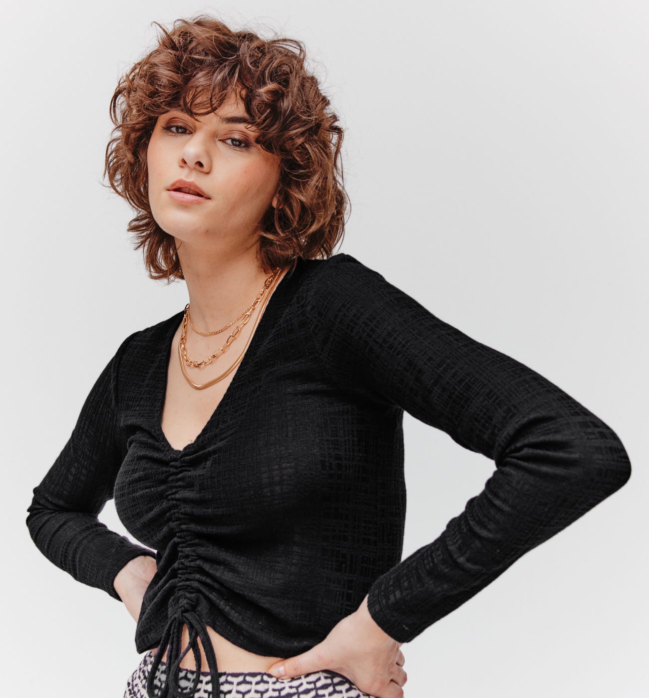 Camiseta cropped gofrada