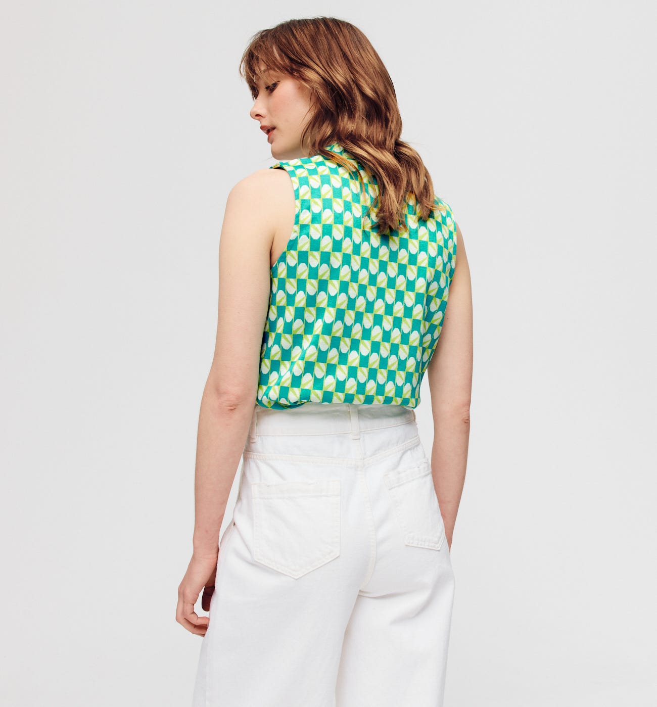 Sleeveless top