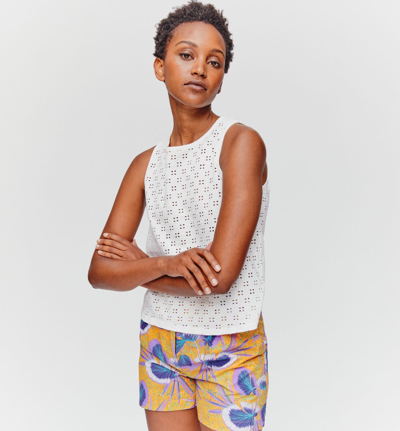 Sleeveless openwork top