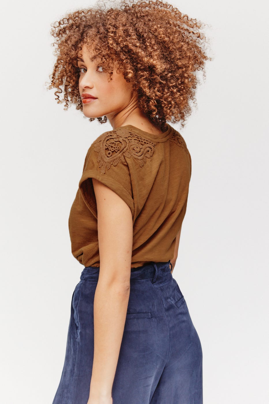 Guipure-detail top