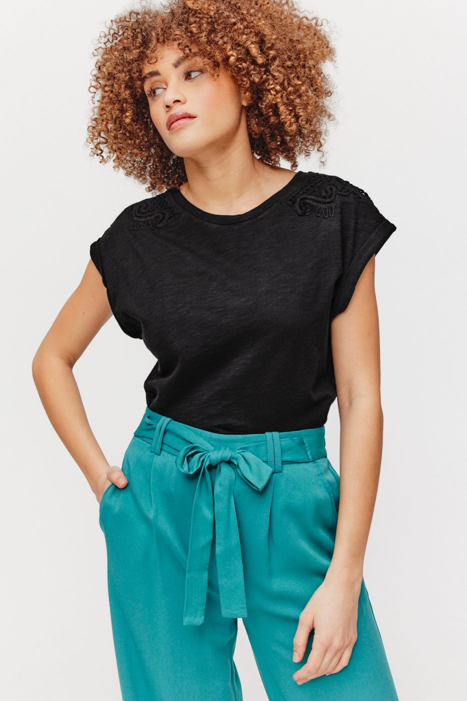 Camiseta detalle guipur