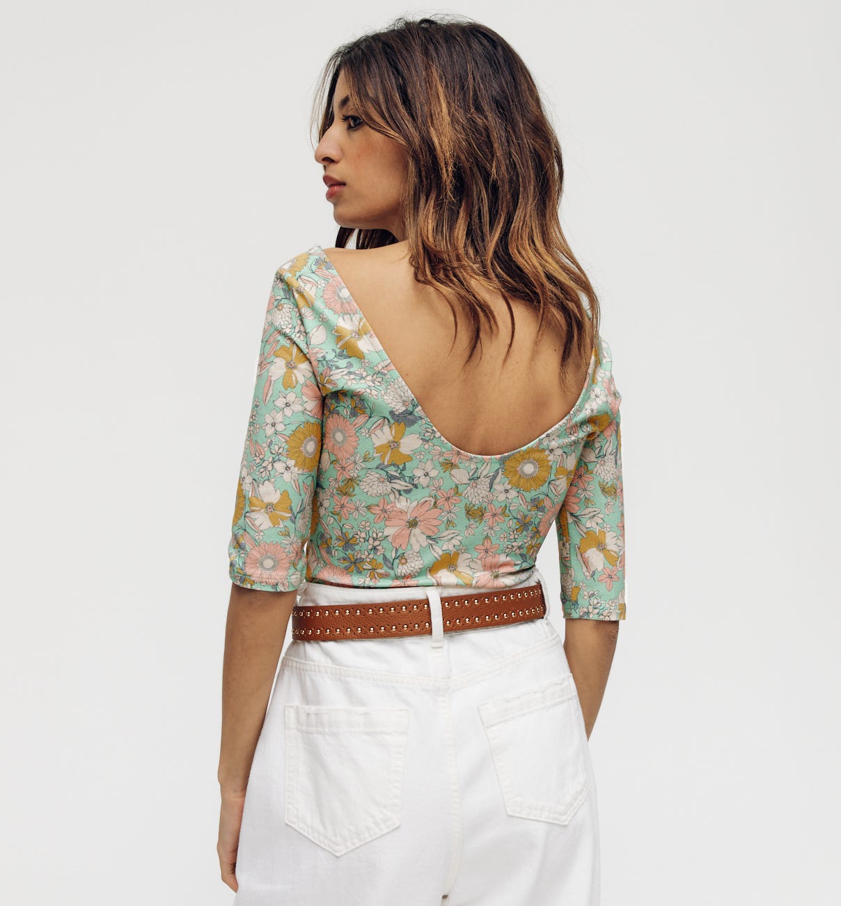 Patterned fitted top