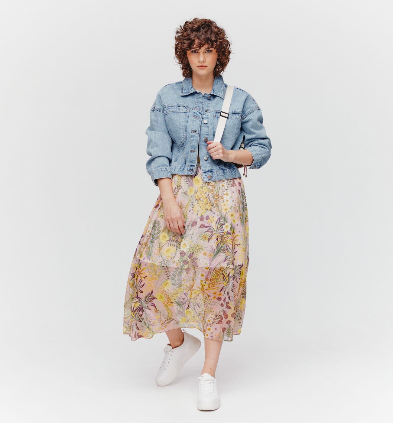 Loose denim jacket