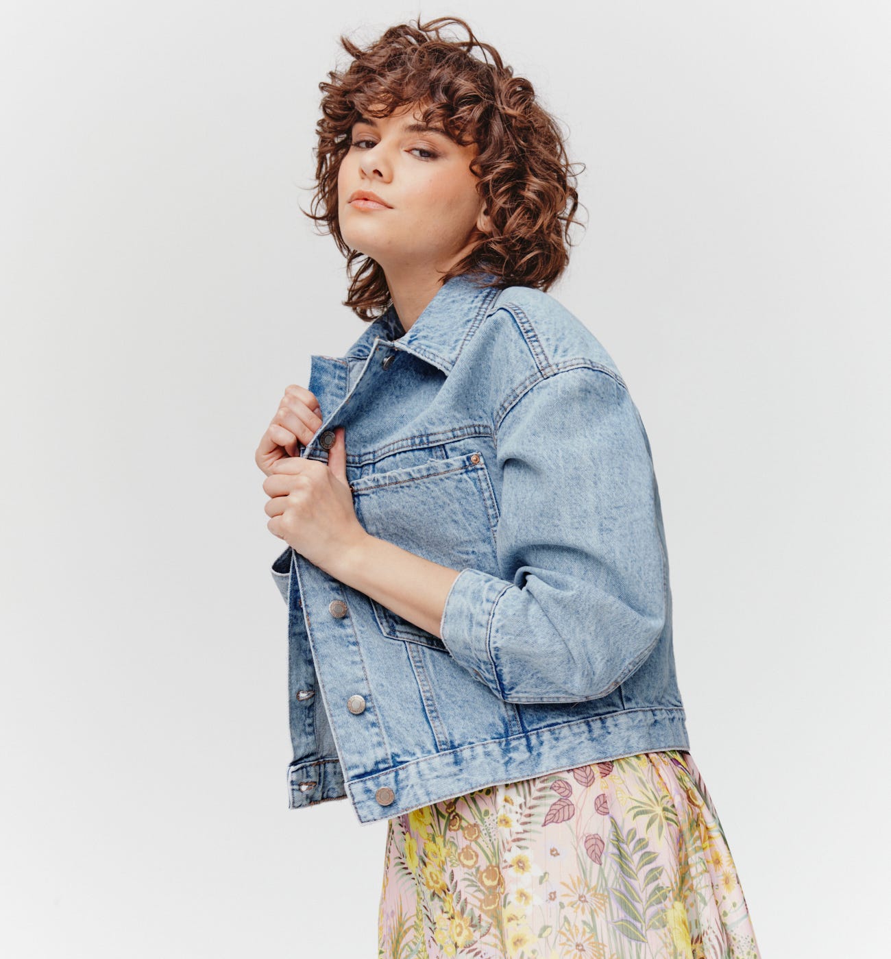 Loose denim jacket