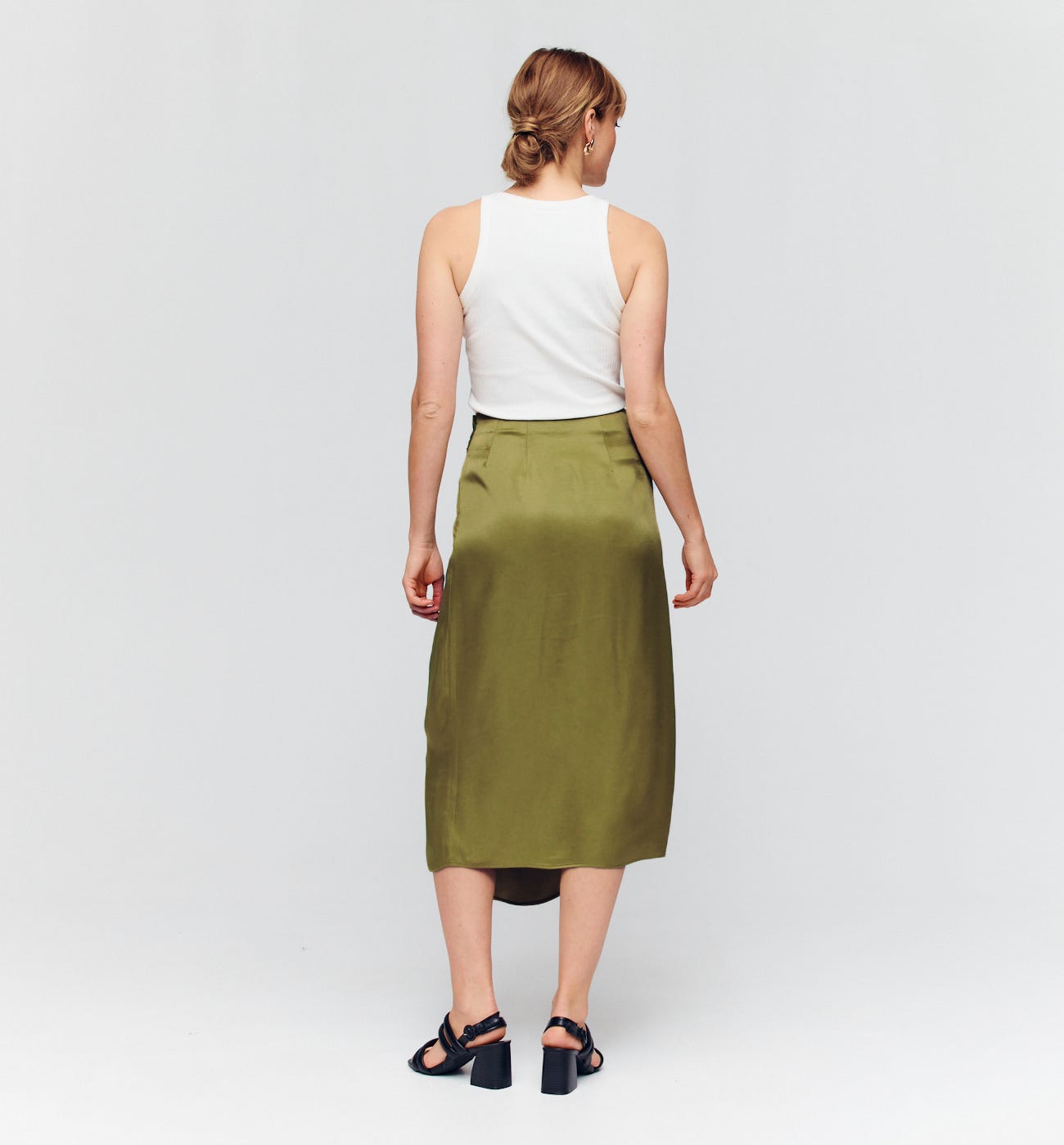 Jupe drapée en satin Femme