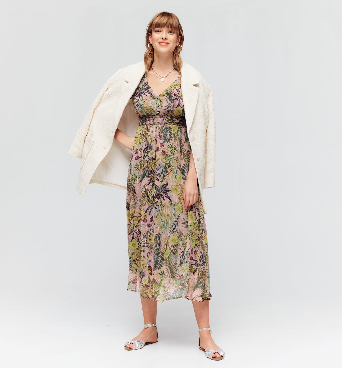 Langes bedrucktes Kleid